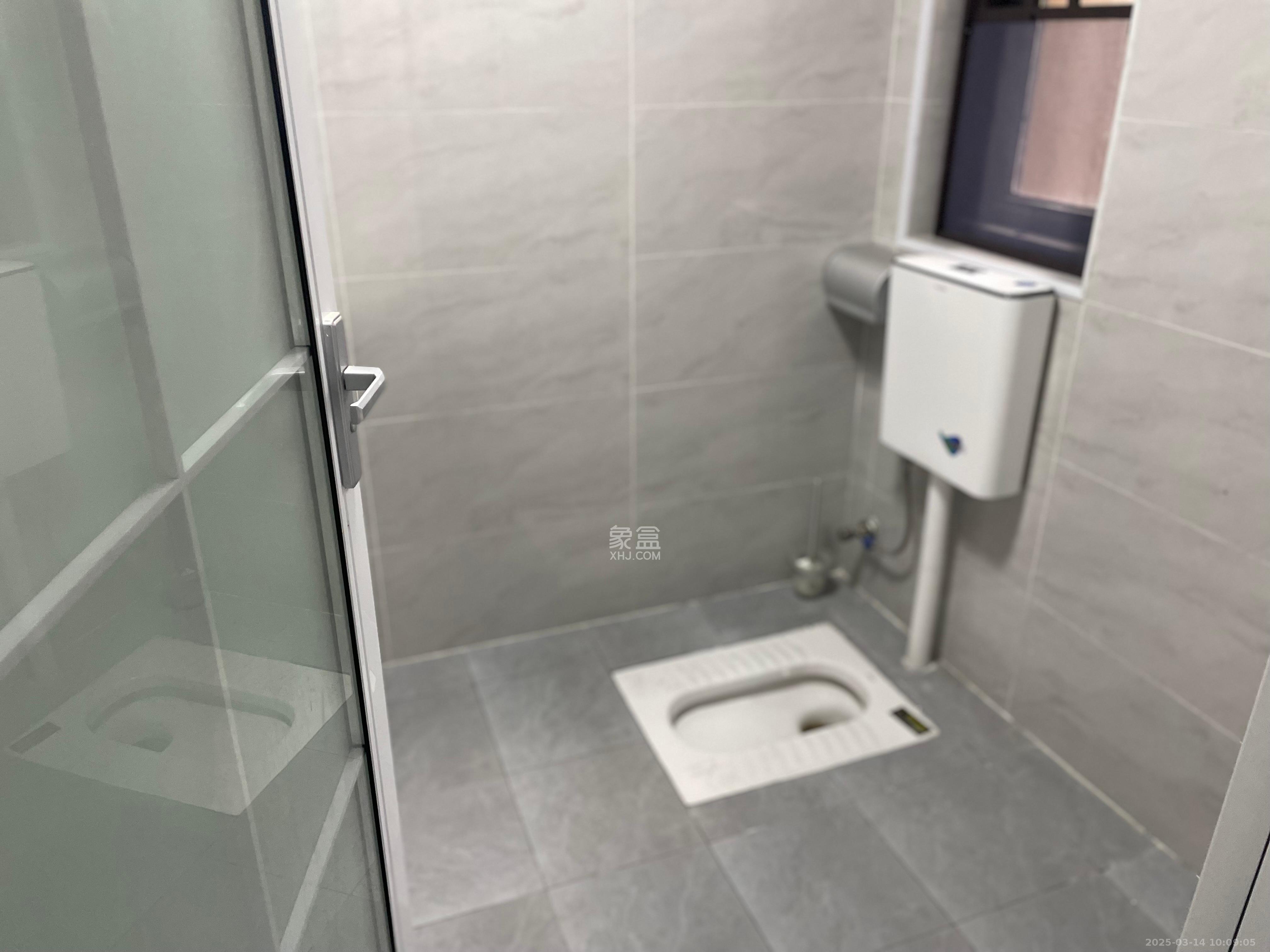 勤诚达境界城 4室2厅2卫 2600.0元/月 勤诚达境界城 4室2厅2卫 2600.0元/月室内图