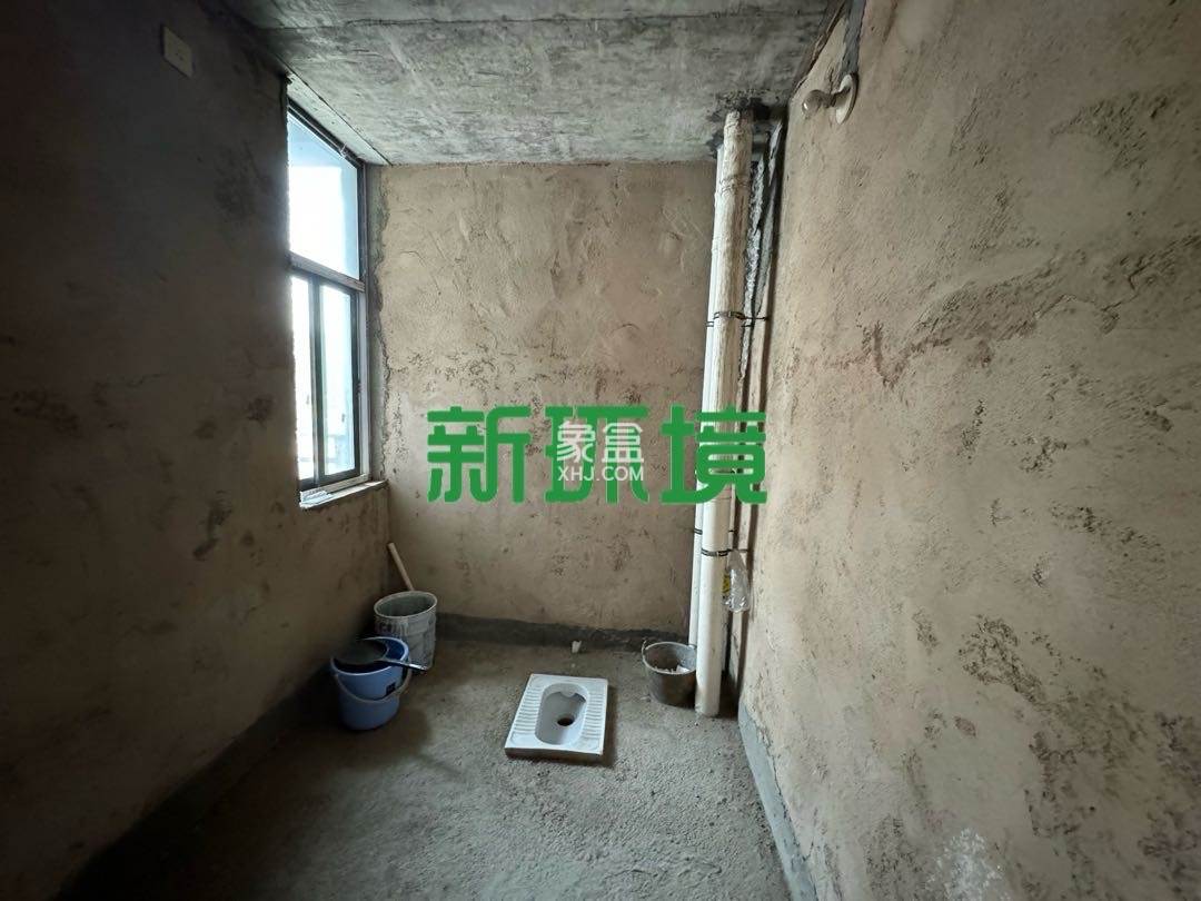 森林之家 3室2厅2卫 28.0万 森林之家 3室2厅2卫 28.0万卫生间