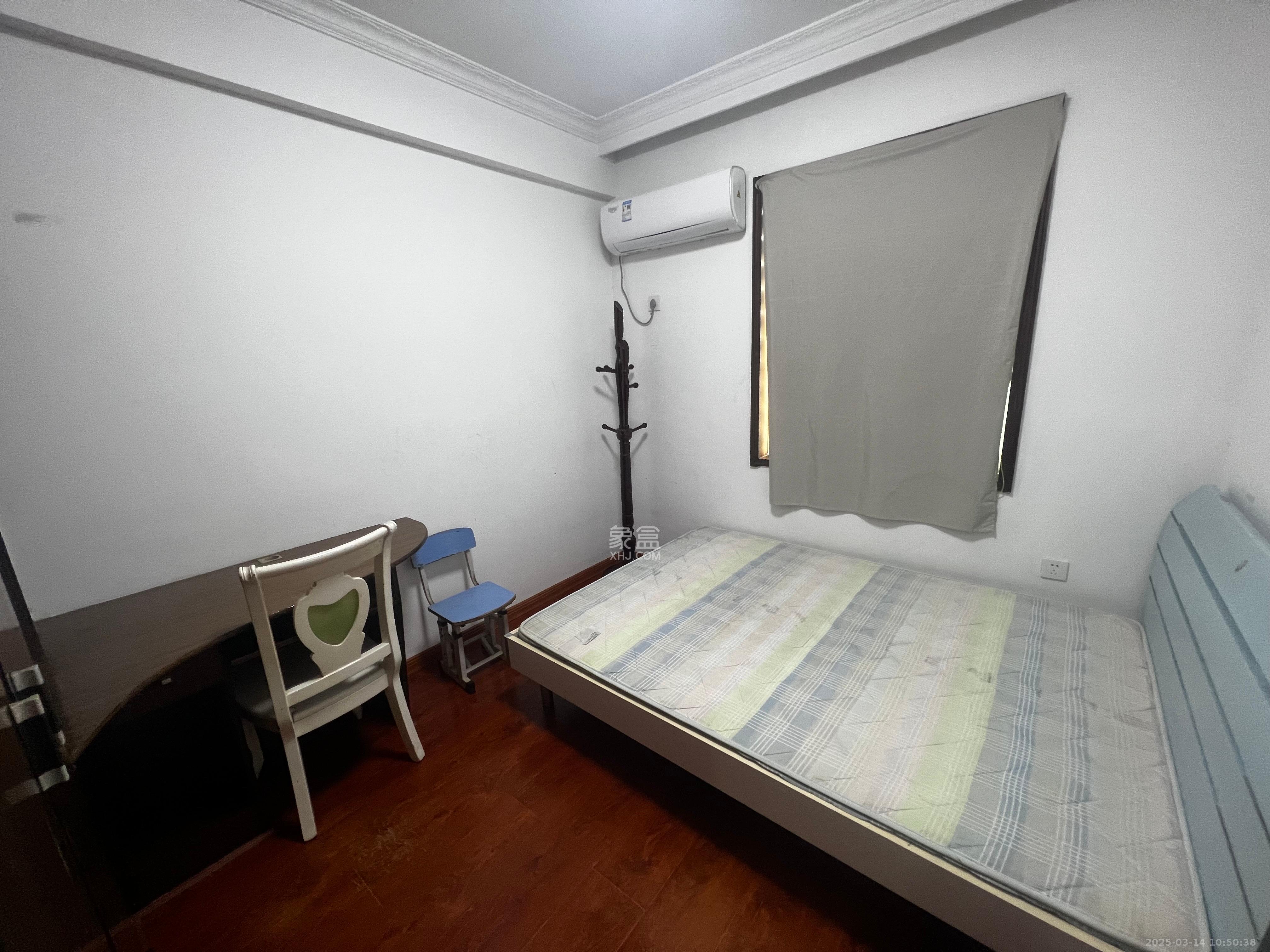 一心花苑 3室2厅1卫 3000.0元/月 一心花苑 3室2厅1卫 3000.0元/月室内图