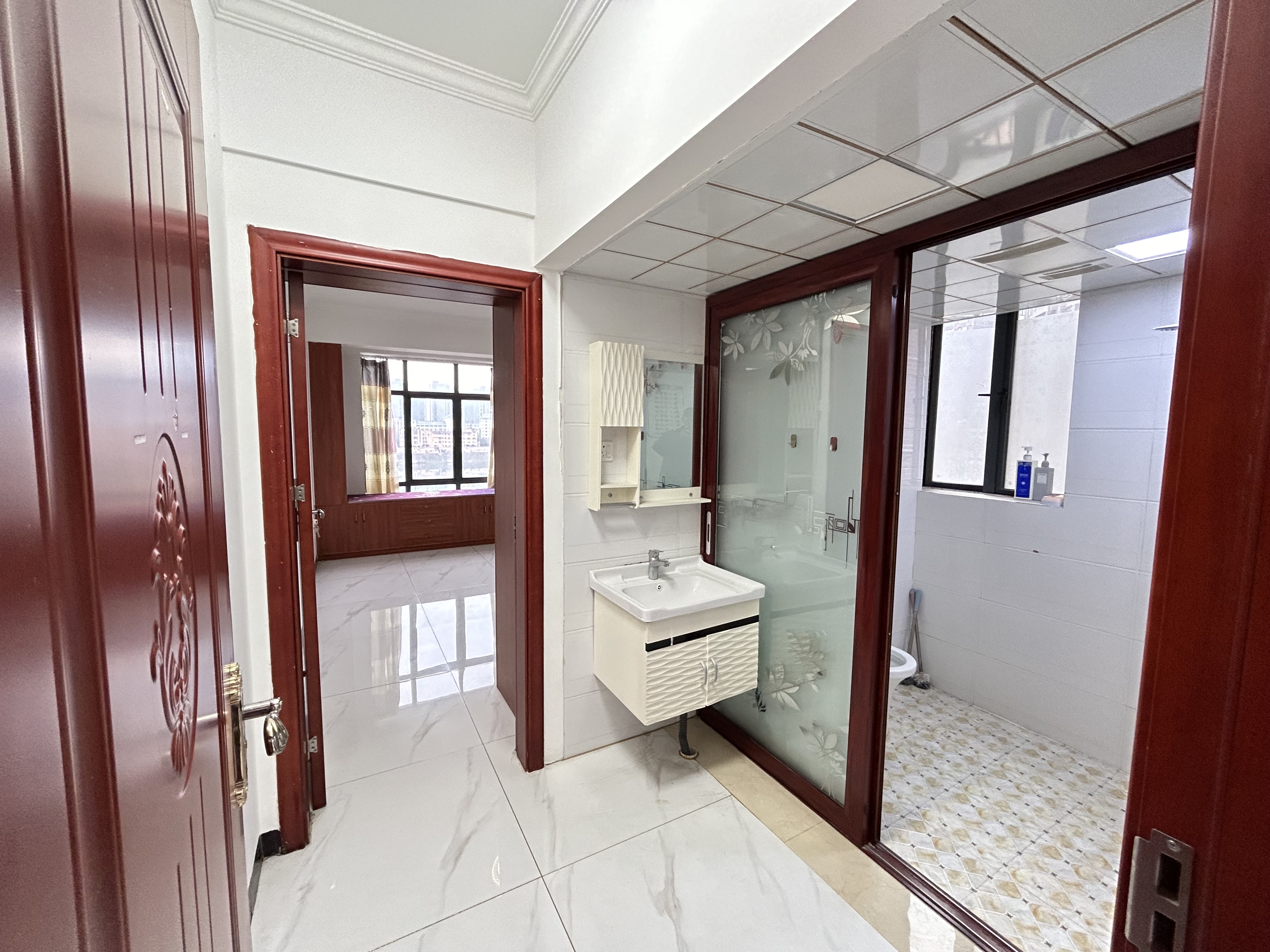 南门口安置小区一期 3室2厅2卫 2000.0元/月 南门口安置小区一期 3室2厅2卫 2000.0元/月室内图