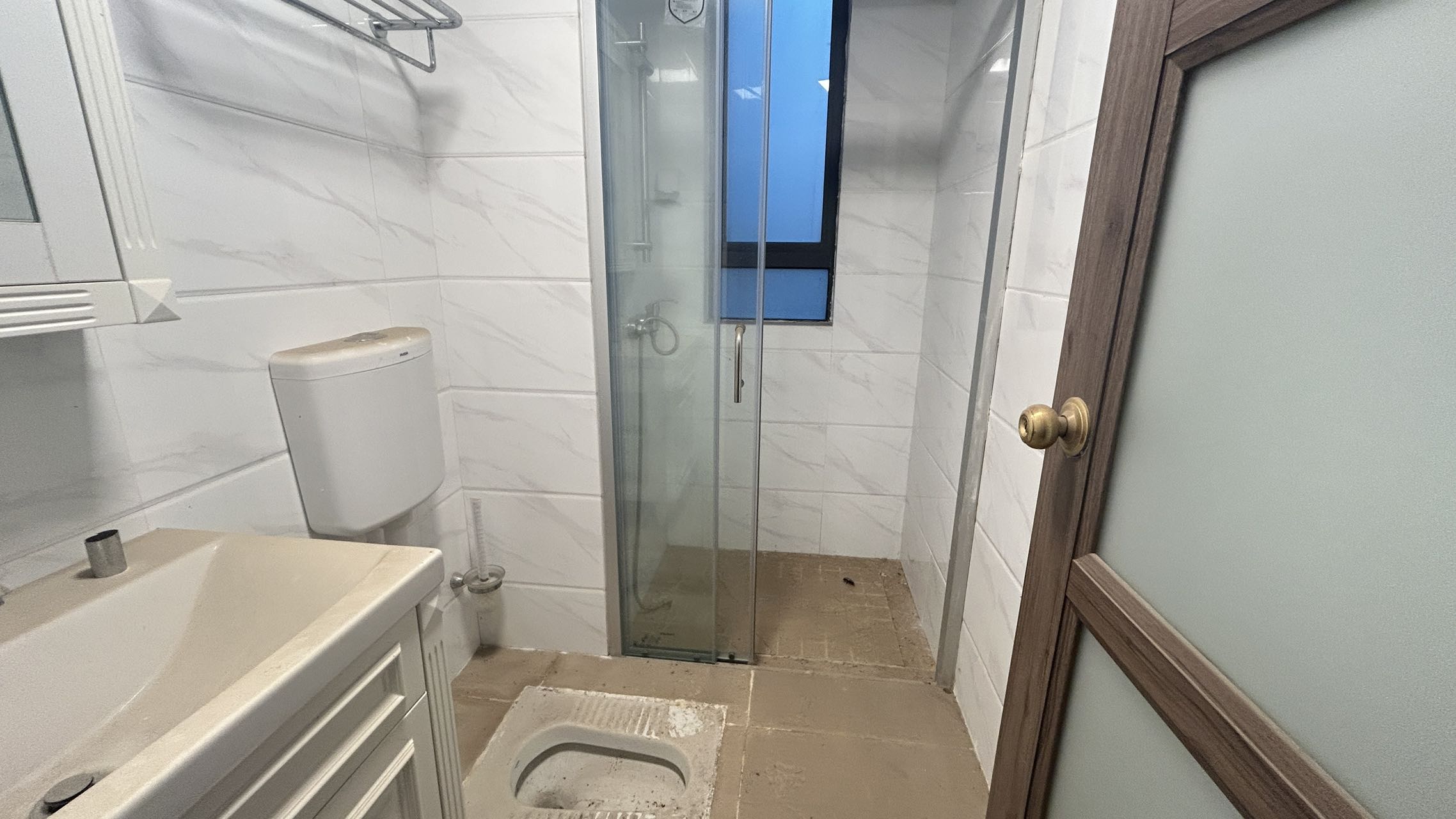 碧桂园梓山府 4室2厅2卫 1600.0元/月 碧桂园梓山府 4室2厅2卫 1600.0元/月室内图