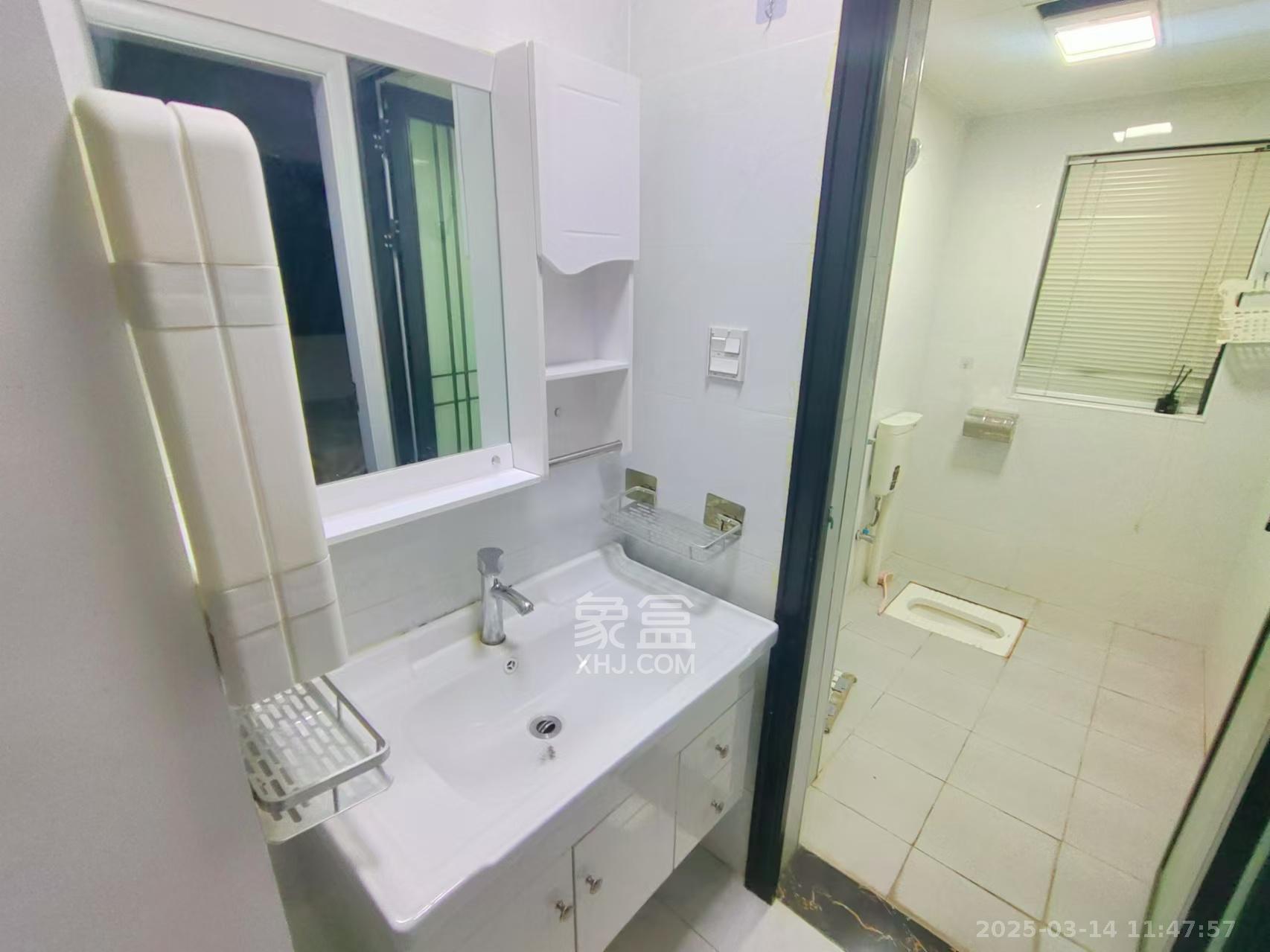 荣盛花语书苑  3室2厅0卫   2800.00元/月室内图