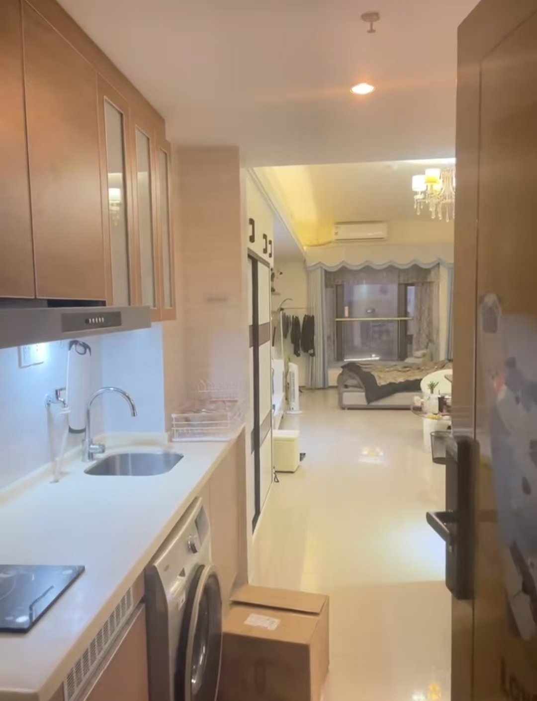 恒大外滩  1室0厅1卫    86.0万 恒大外滩  1室0厅1卫    86.0万室内图