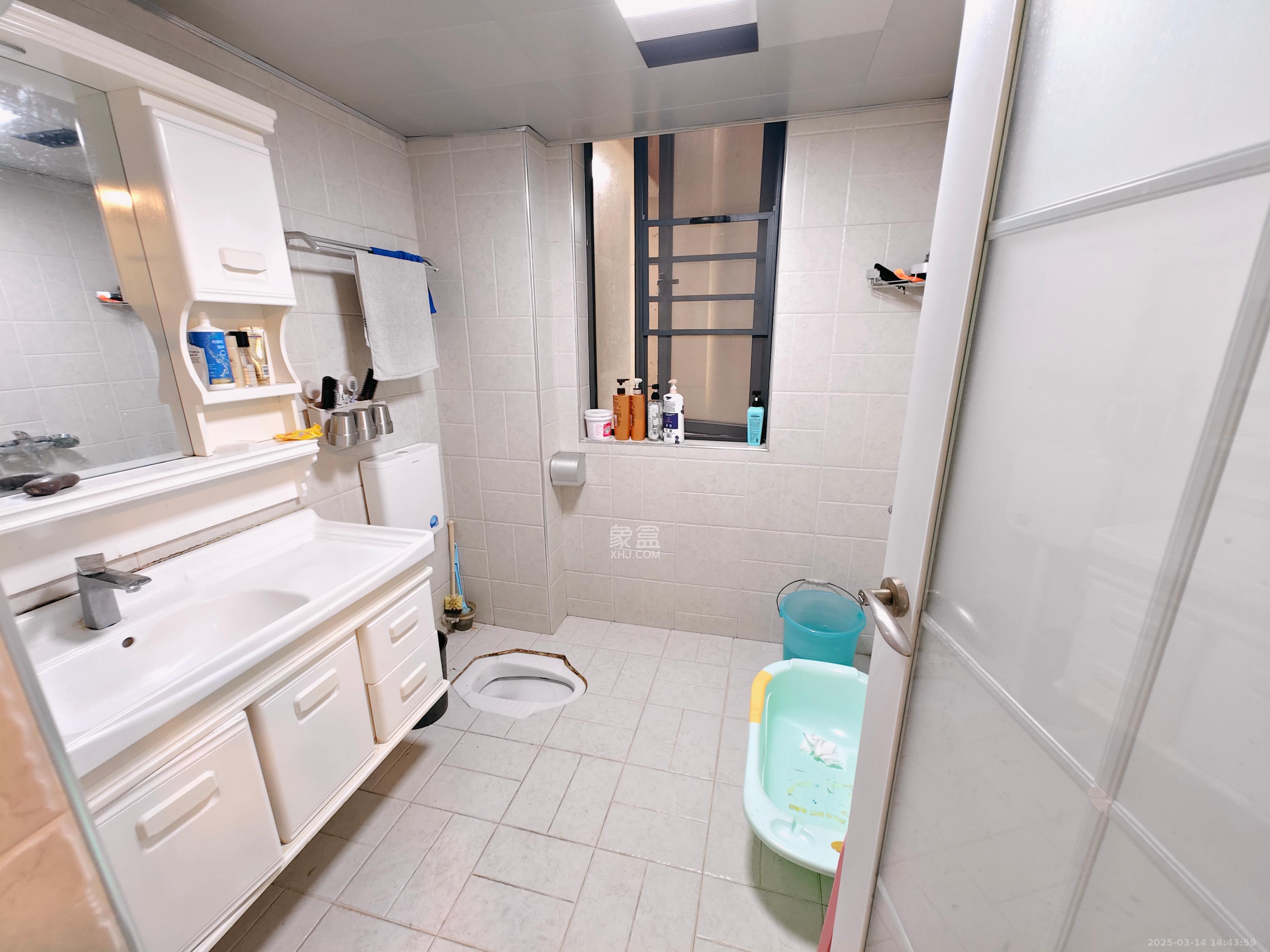 博林金谷 3室2厅1卫 2600.0元/月 博林金谷 3室2厅1卫 2600.0元/月室内图