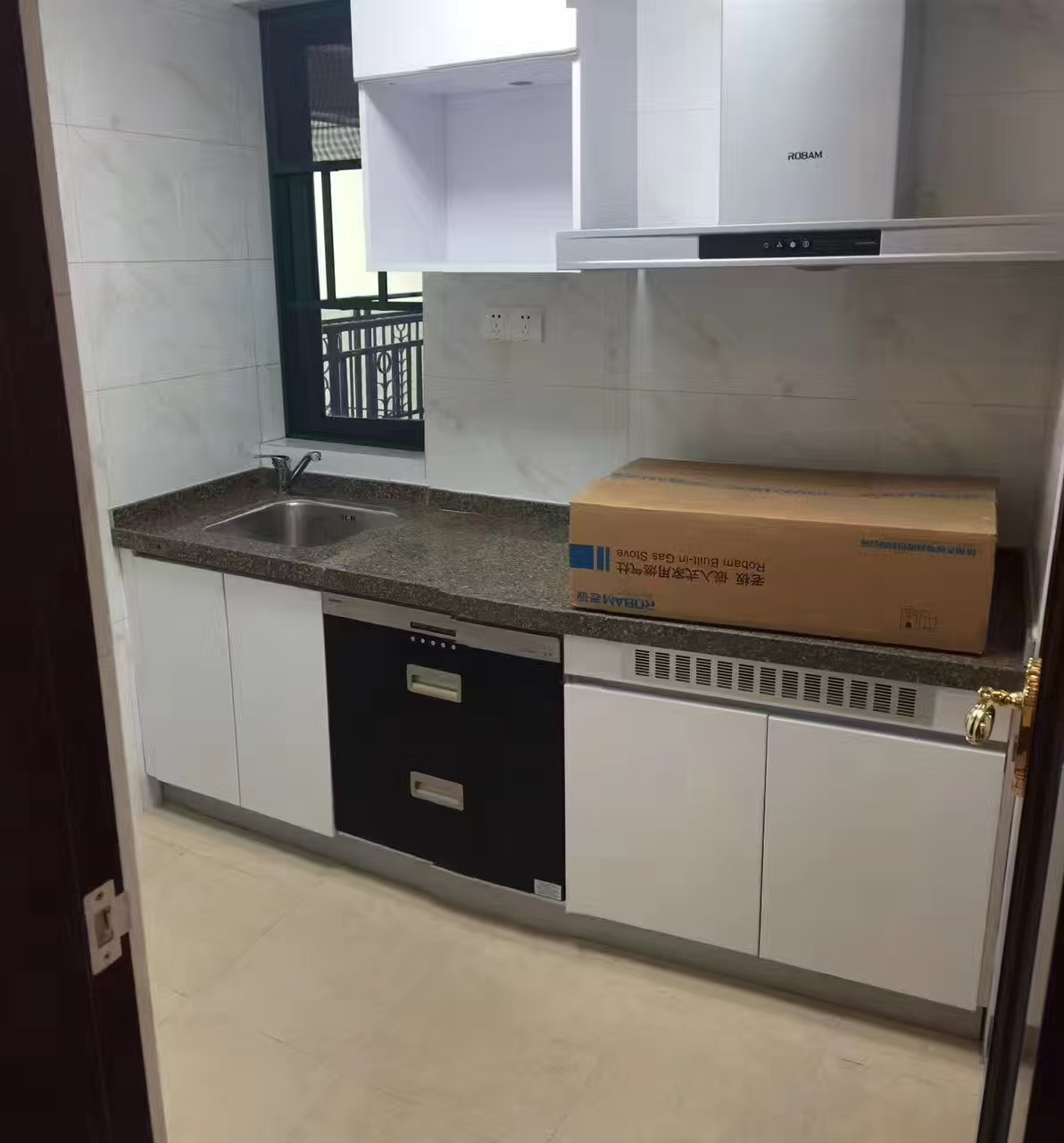 恒大绿洲 2室2厅1卫 1600.0元/月 恒大绿洲 2室2厅1卫 1600.0元/月室内图