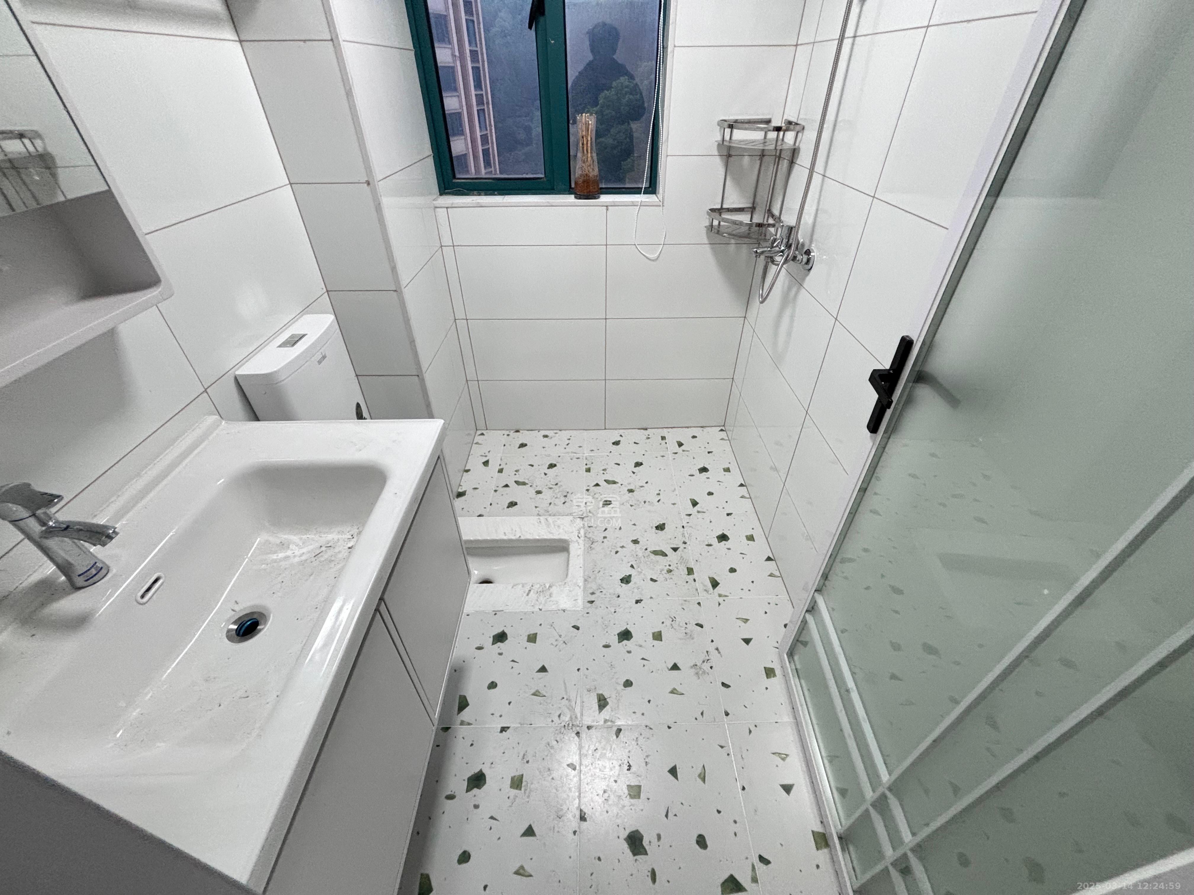 博长山水香颐 3室2厅1卫 2000.0元/月 博长山水香颐 3室2厅1卫 2000.0元/月室内图