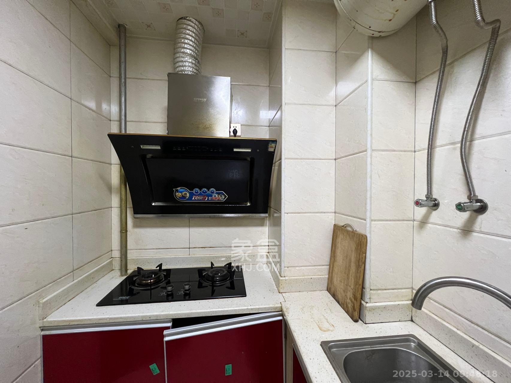 江河双水湾  2室2厅1卫    2500.0元/月 江河双水湾  2室2厅1卫    2500.0元/月室内图