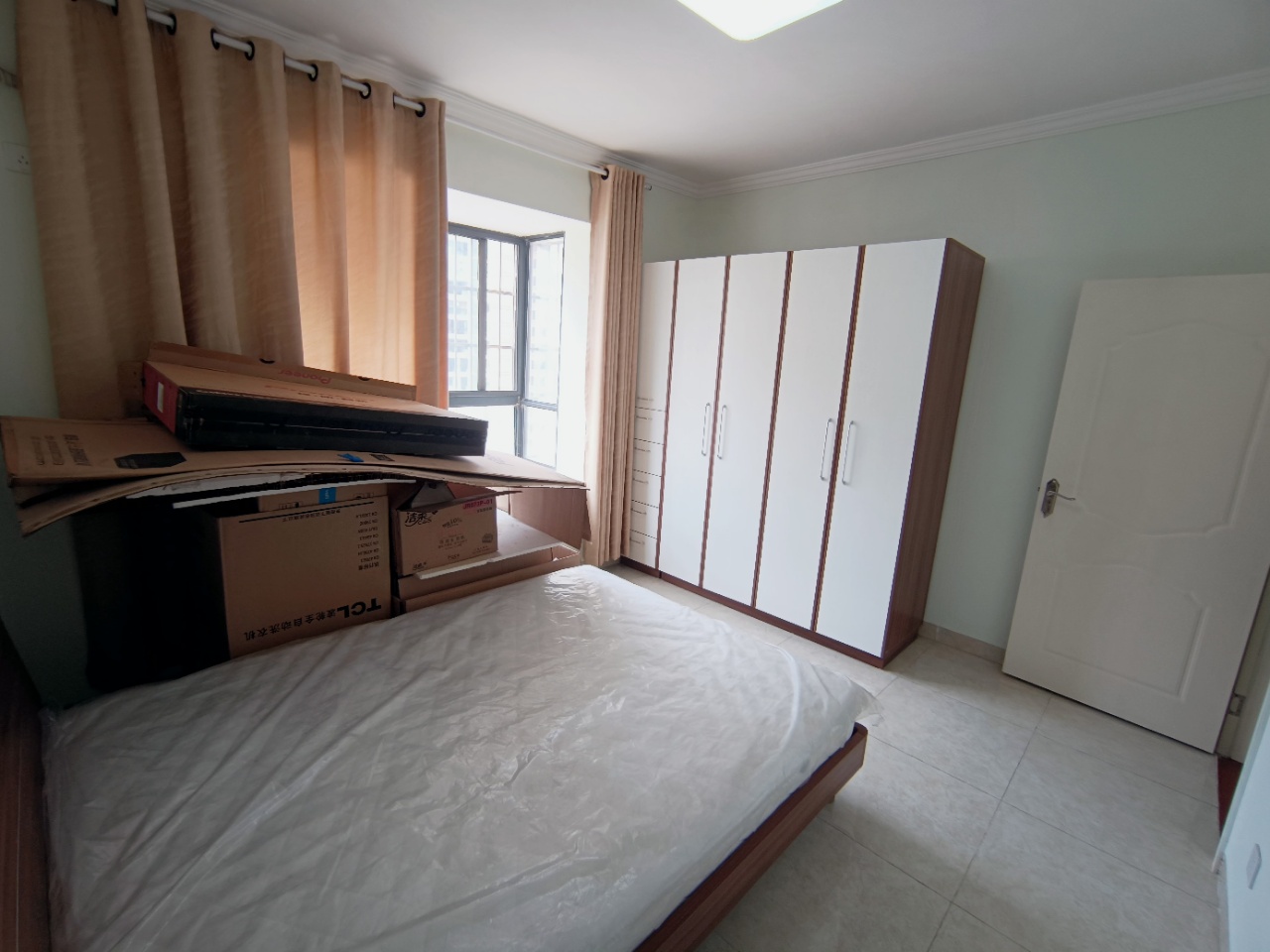 家顺花园 2室2厅1卫 123.0万 家顺花园 2室2厅1卫 123.0万室内图