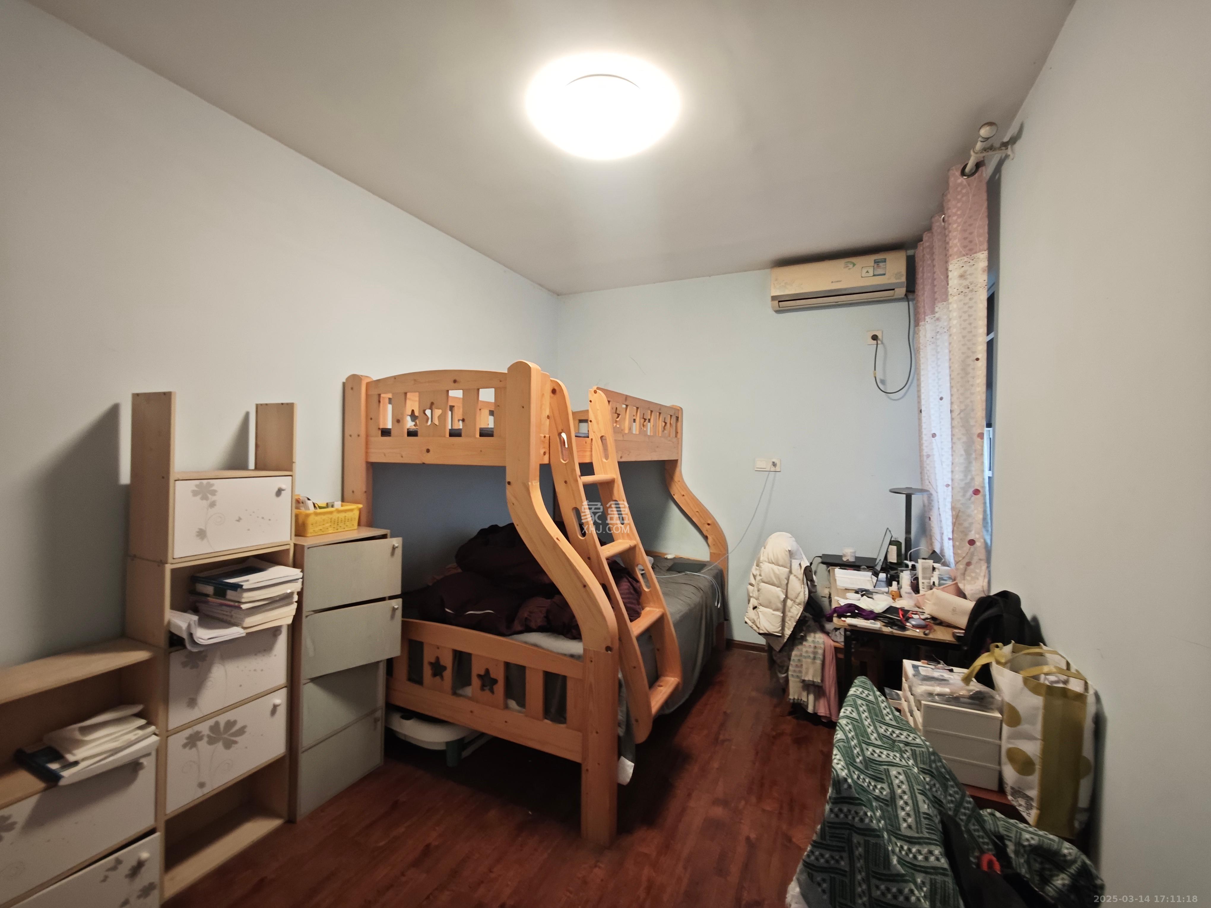 联美品格  2室2厅1卫   2100.00元/月室内图