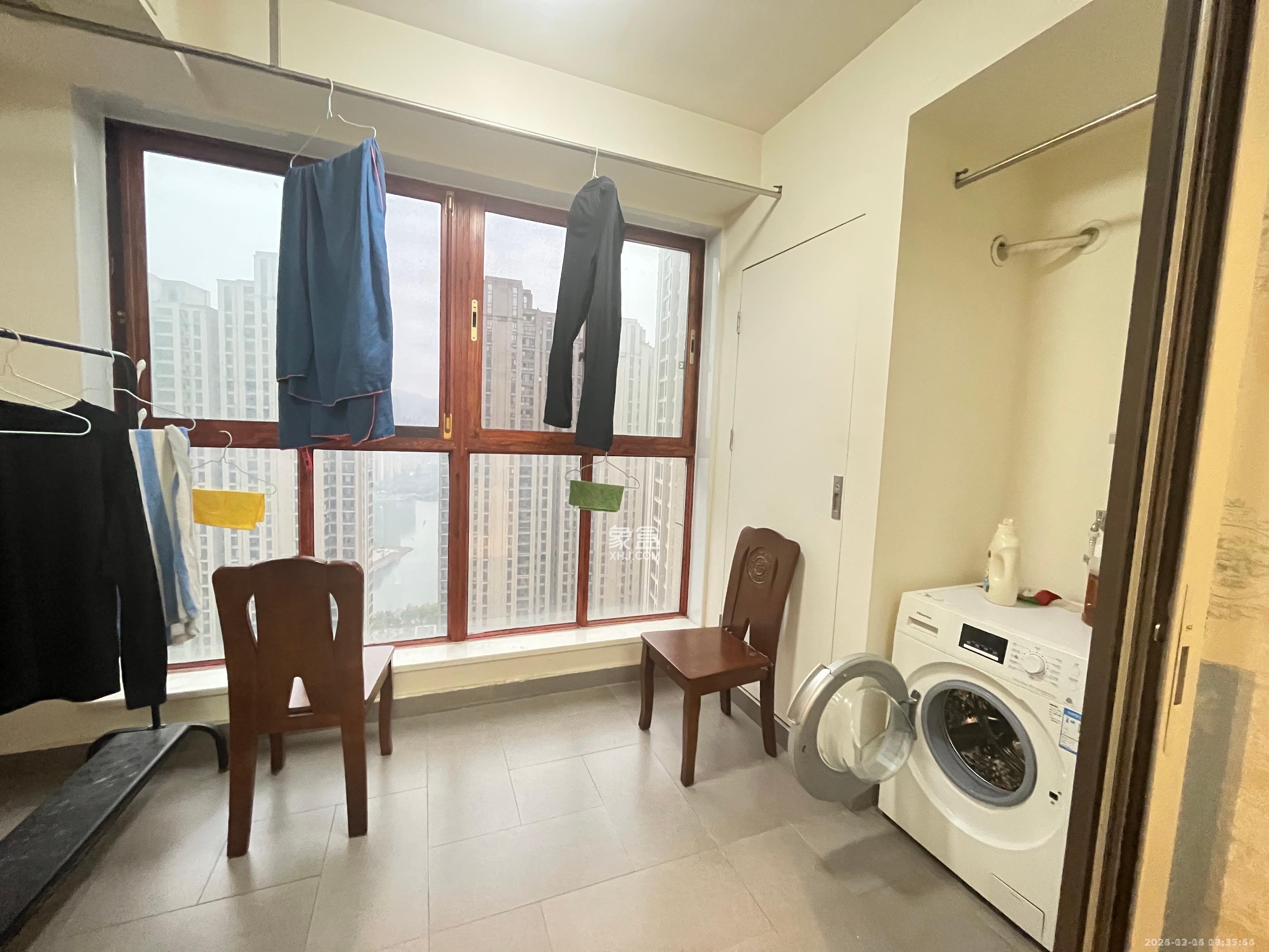 梅溪湖金茂府(金茂广场)(金茂览秀城) 3室2厅2卫 3500.0元/月 梅溪湖金茂府(金茂广场)(金茂览秀城) 3室2厅2卫 3500.0元/月室内图