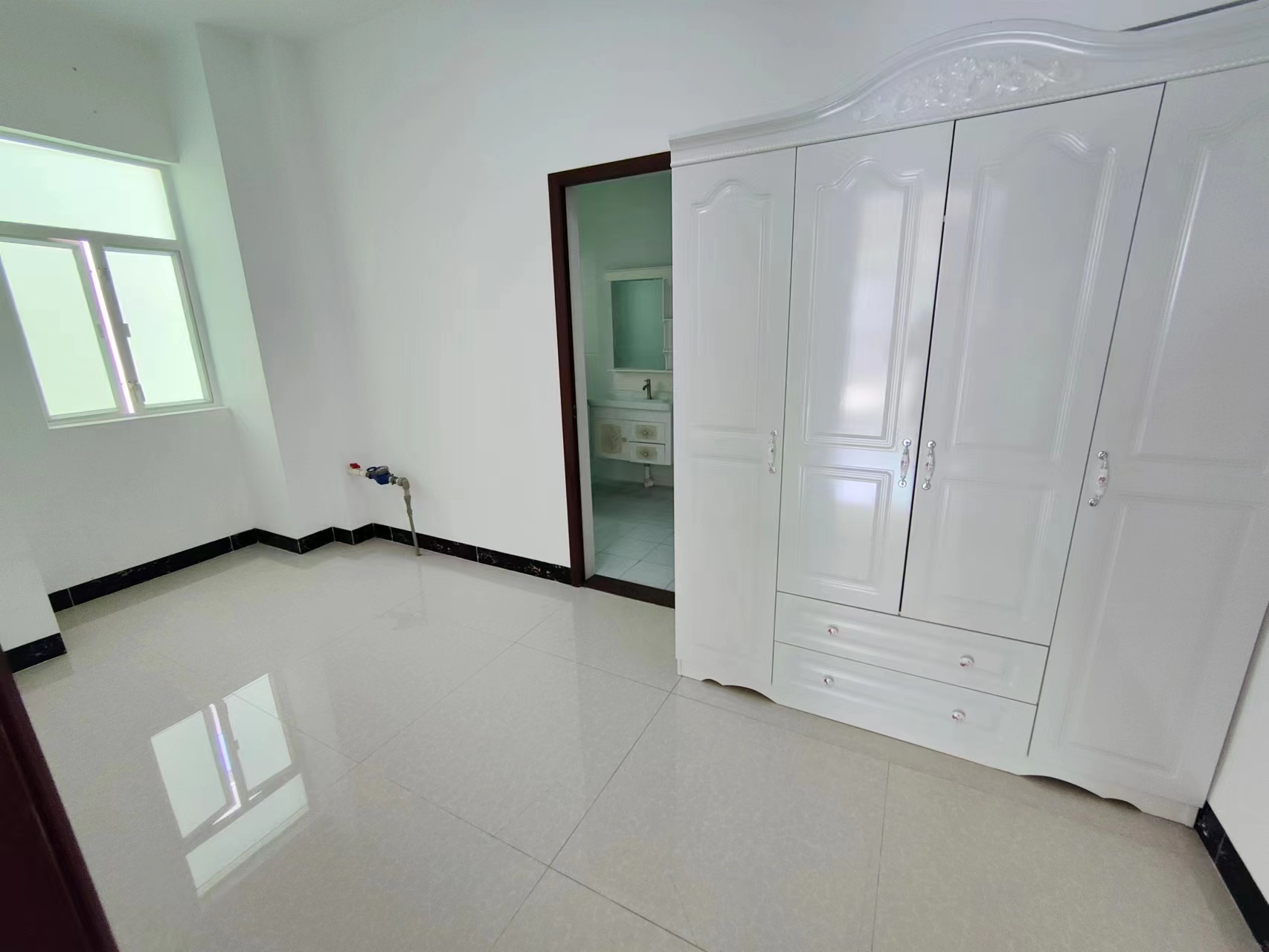 奥林匹克花园 5室2厅2卫 5500.0元/月 奥林匹克花园 5室2厅2卫 5500.0元/月室内图