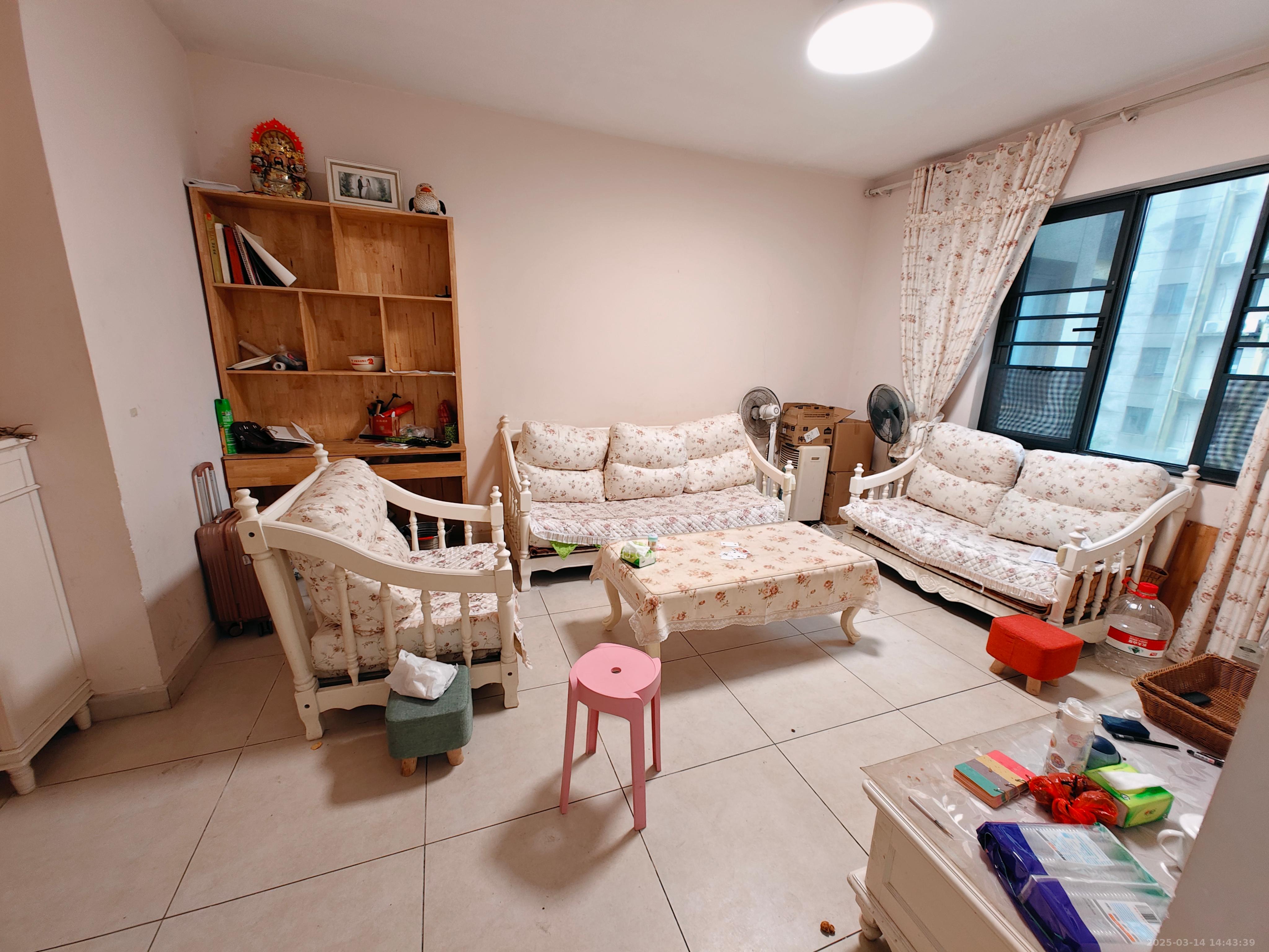 博林金谷 3室2厅1卫 2600.0元/月 博林金谷 3室2厅1卫 2600.0元/月室内图