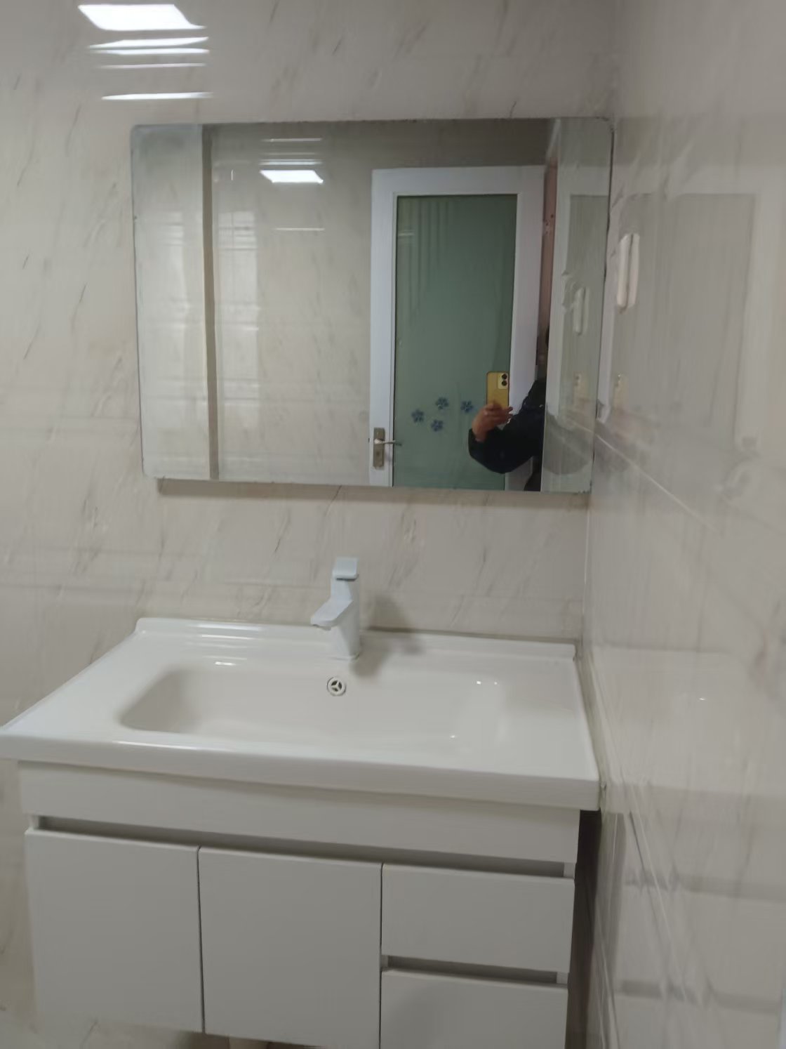 鑫成君泰 3室2厅2卫 2500.0元/月 鑫成君泰 3室2厅2卫 2500.0元/月室内图