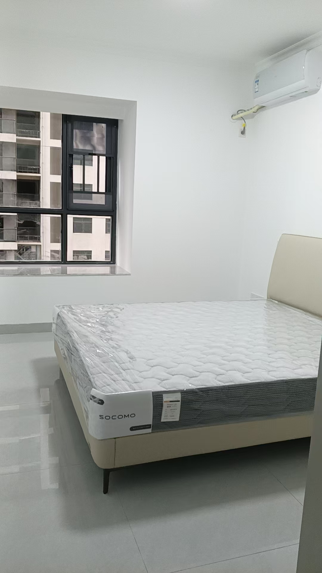 互助小区电梯房  3室2厅2卫   1800.00元/月室内图