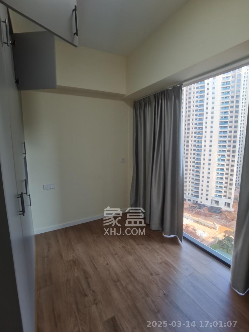 万润时光里 2室2厅1卫 2800.0元/月 万润时光里 2室2厅1卫 2800.0元/月室内图