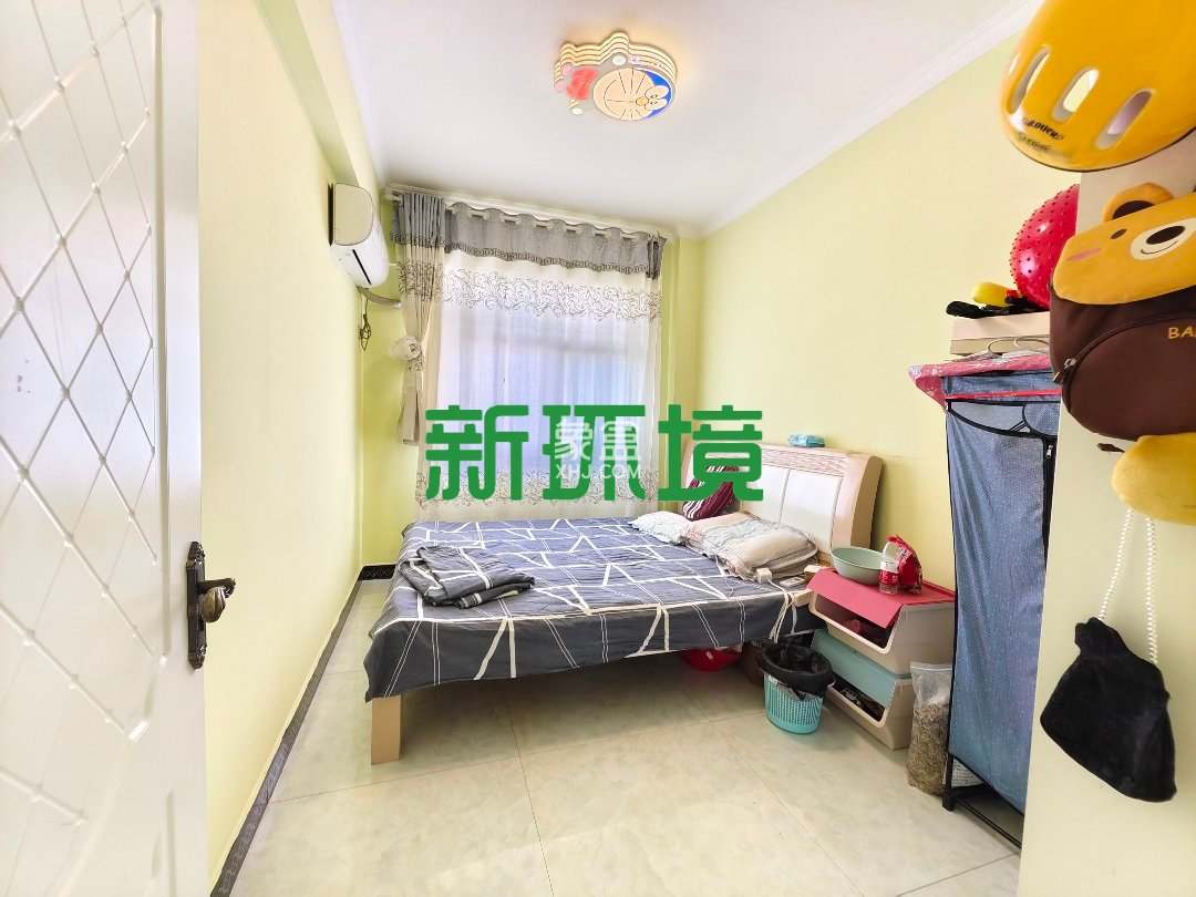 锦绣边城 3室2厅2卫 59.80万 锦绣边城 3室2厅2卫 59.80万客厅