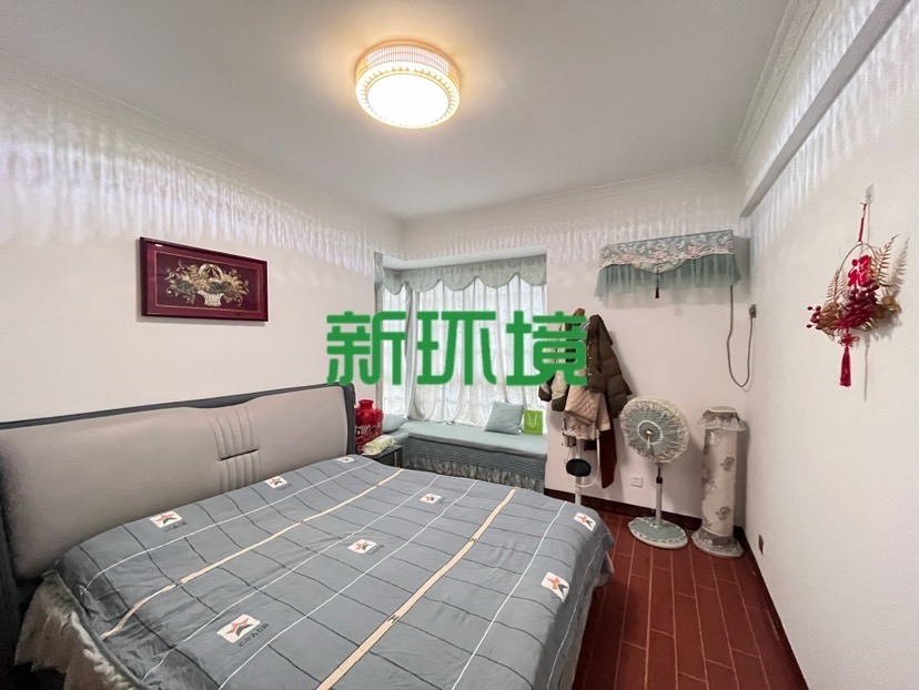 山城上品  2室2厅1卫   60.80万客厅