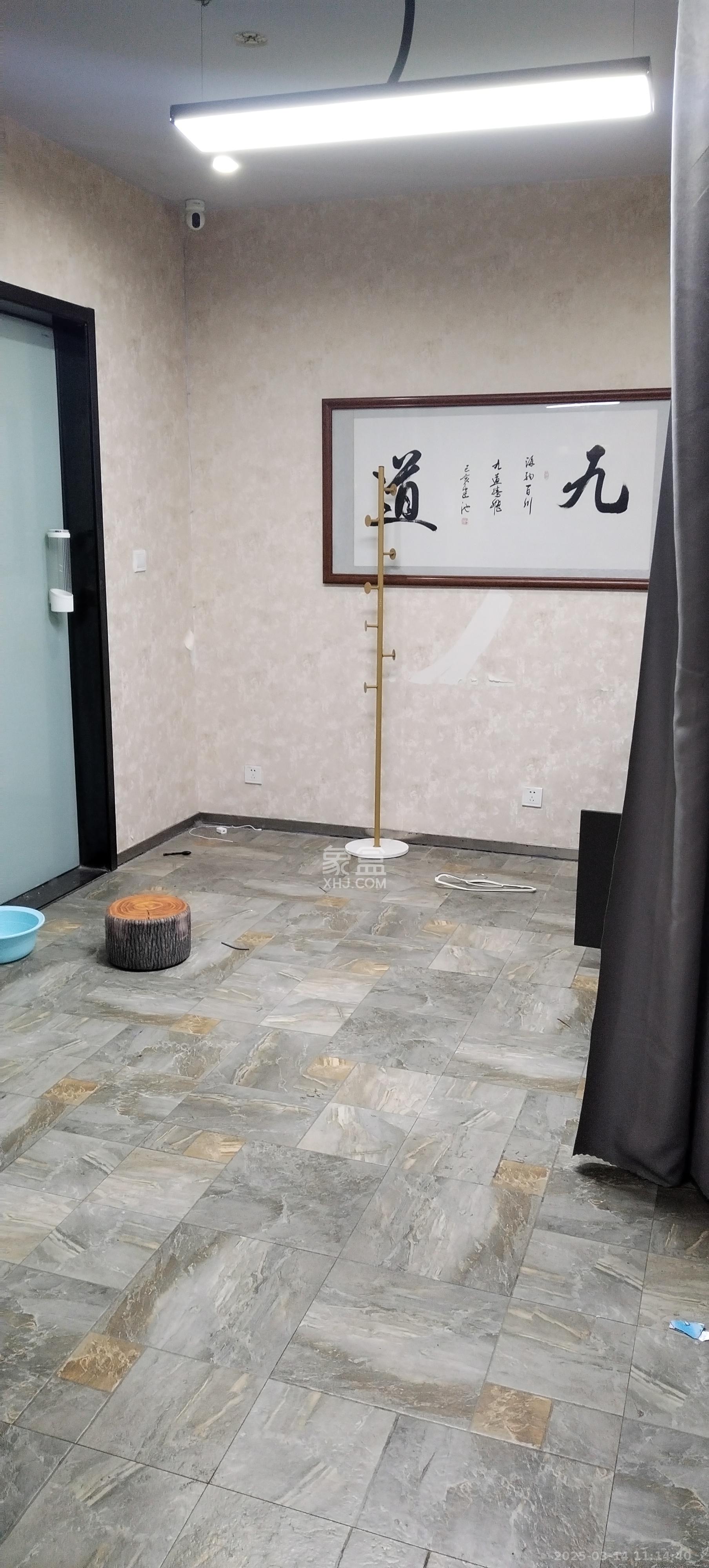 德思勤城市广场（宝格丽公寓）  4室2厅2卫   6000.00元/月室内图