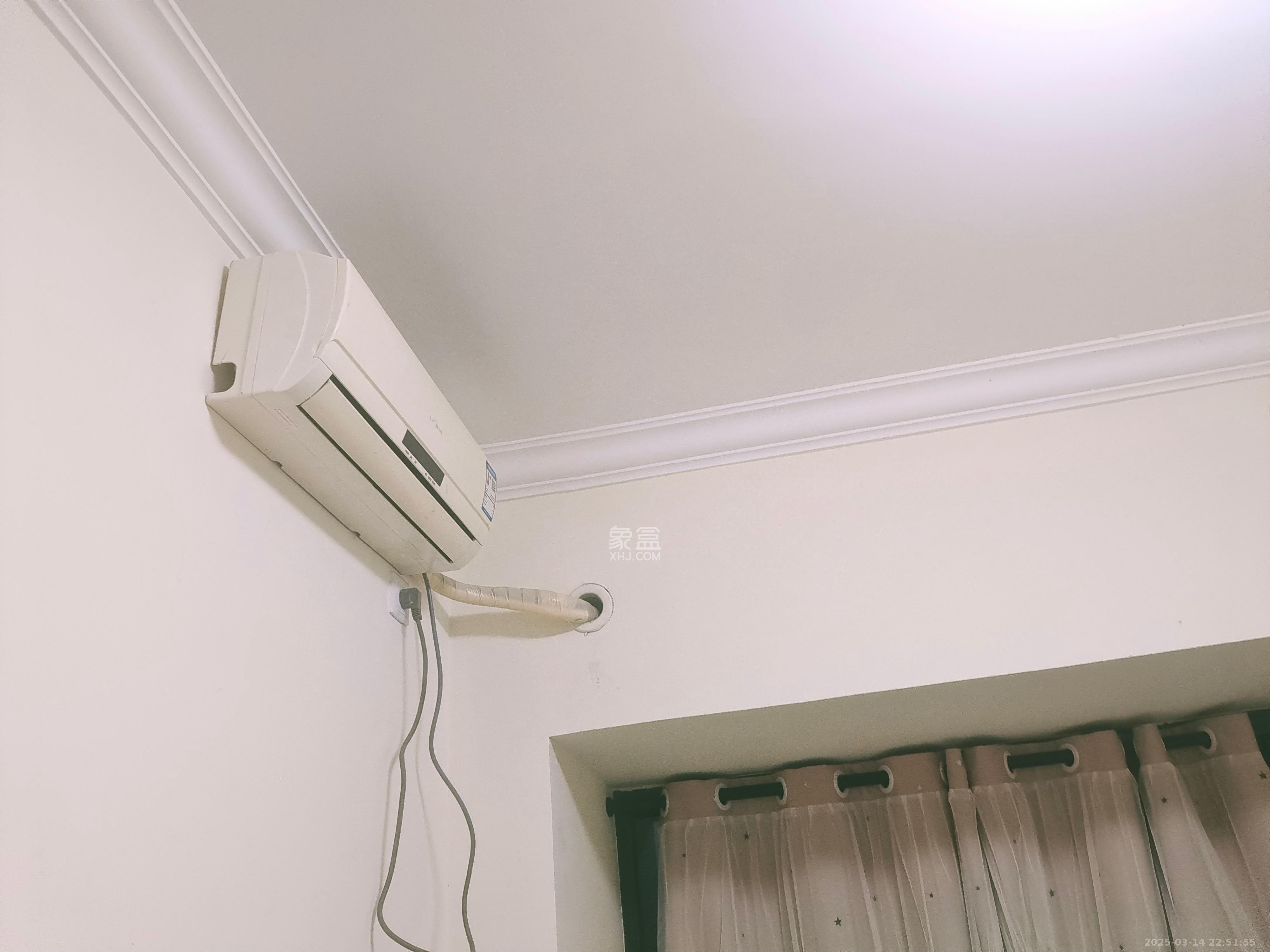 恒大城  2室2厅1卫   2200.00元/月室内图