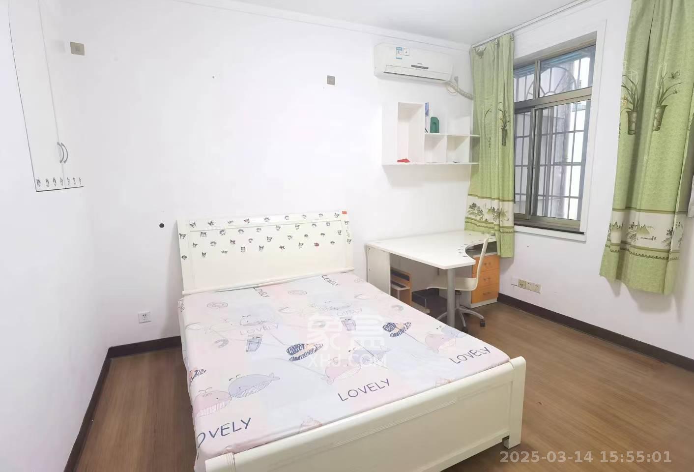三印宿舍  3室2厅1卫   2000.00元/月室内图