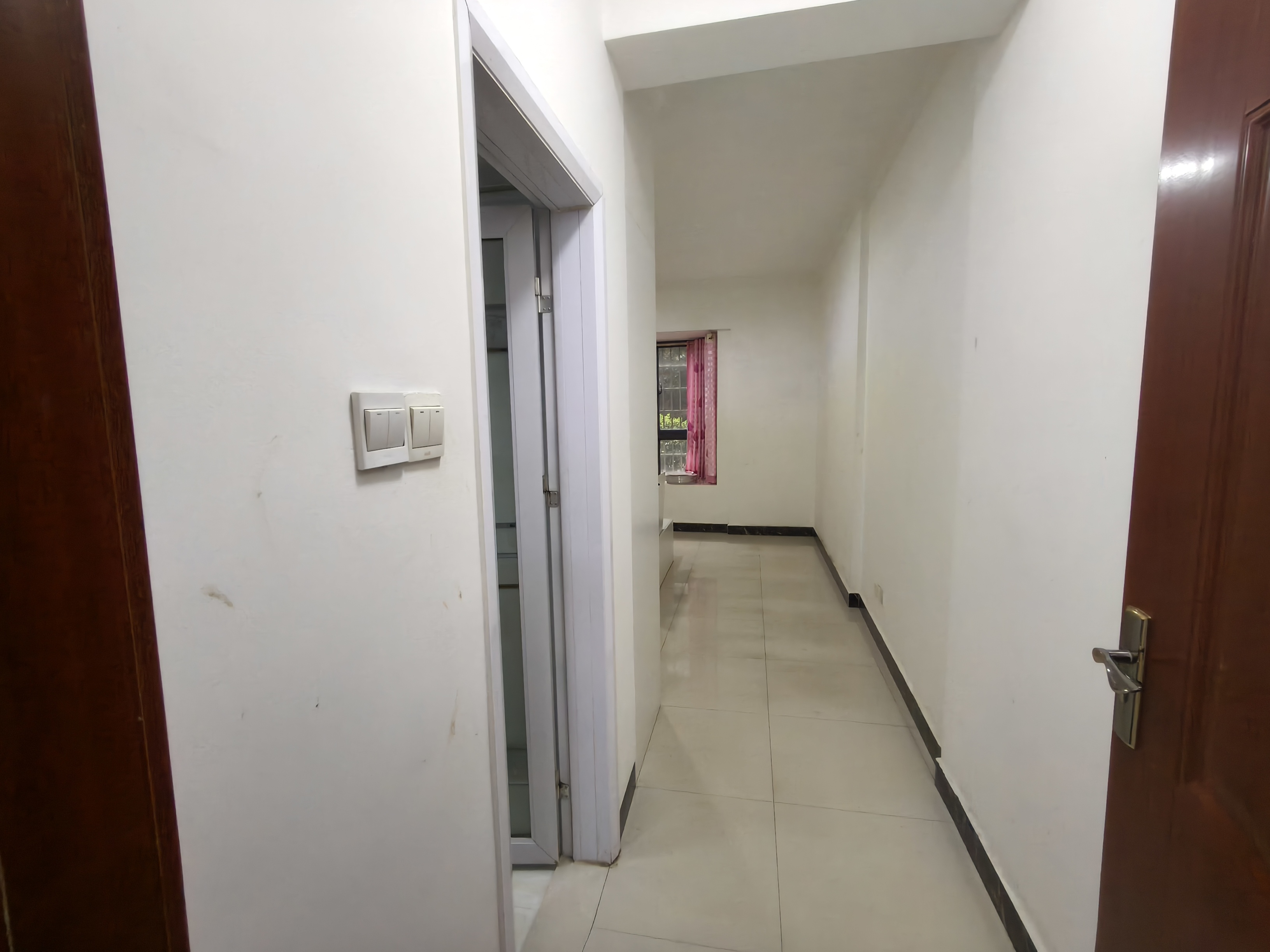 天门壹号  3室2厅2卫    1700.0元/月 天门壹号  3室2厅2卫    1700.0元/月室内图