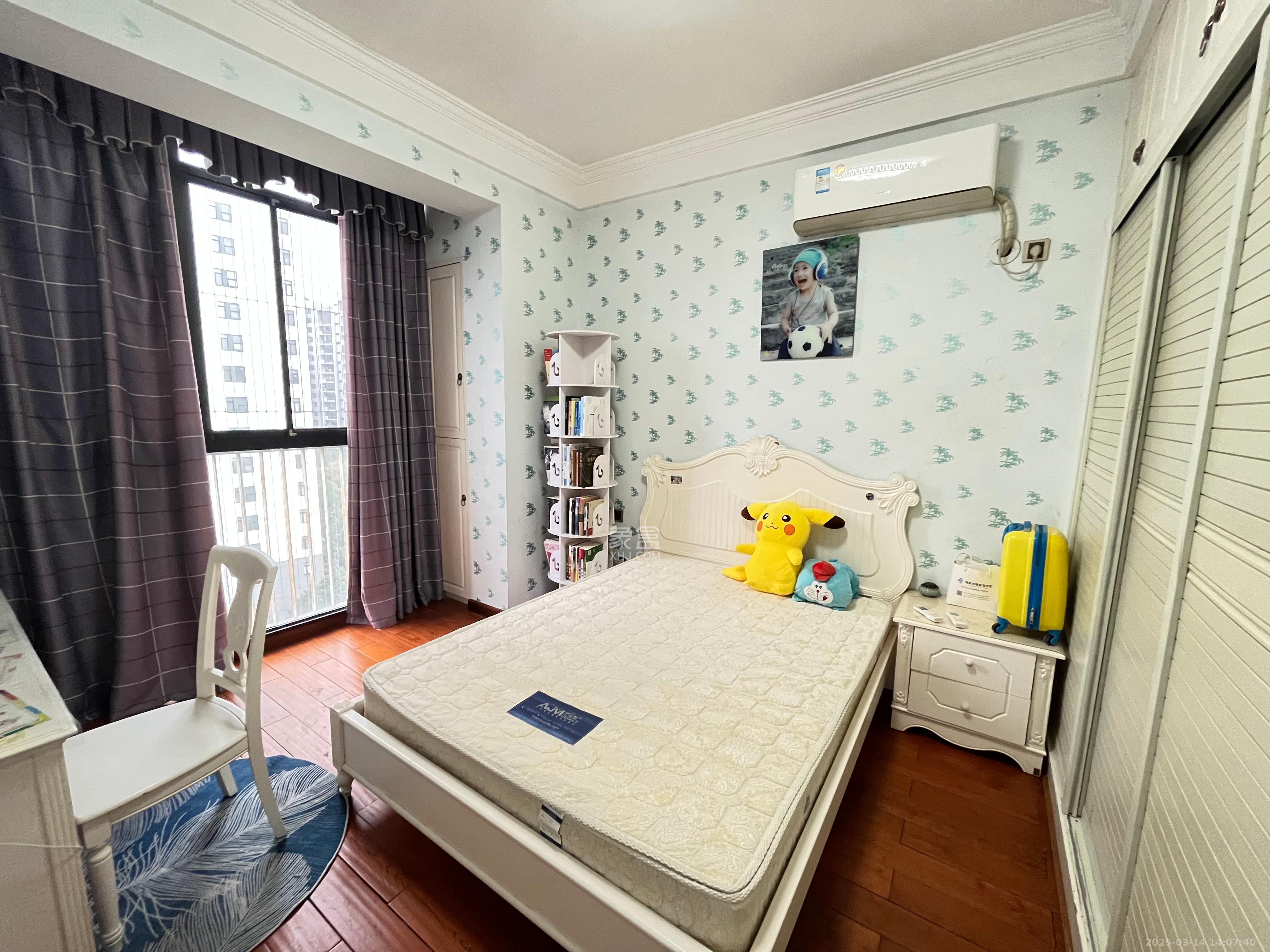 阳光100三期 3室2厅2卫 3400.0元/月 阳光100三期 3室2厅2卫 3400.0元/月室内图