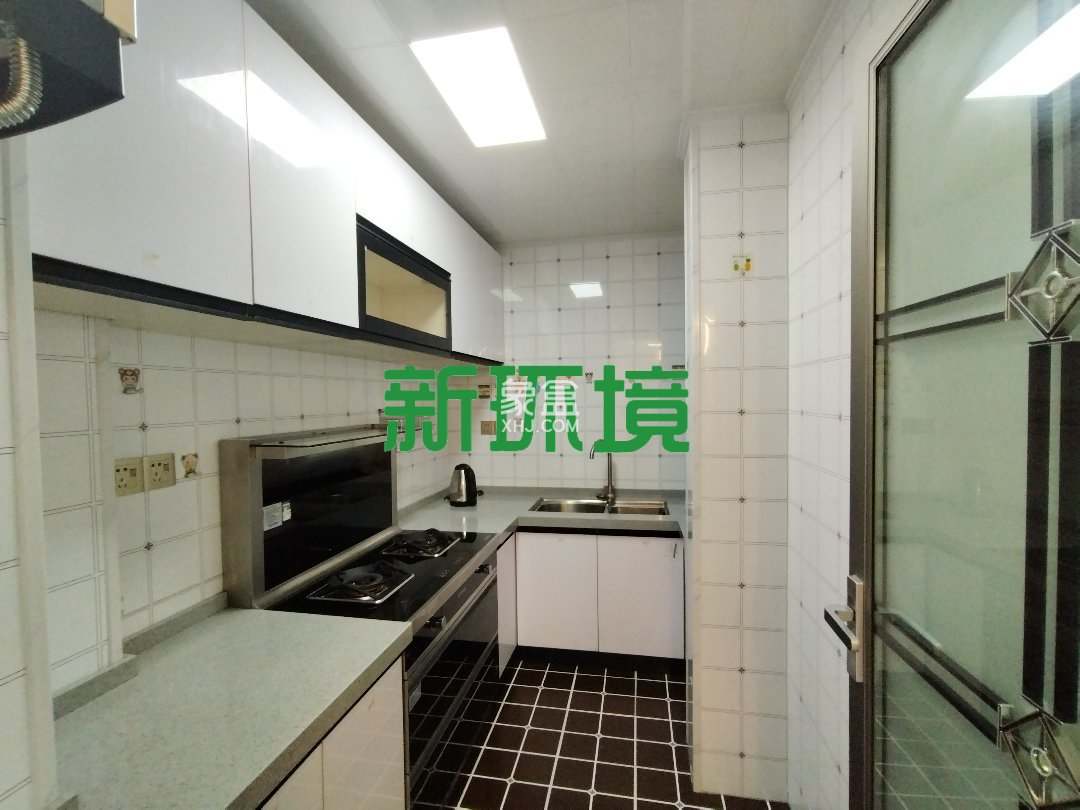 御花园 3室2厅1卫 1700.00元/月 御花园 3室2厅1卫 1700.00元/月室内图