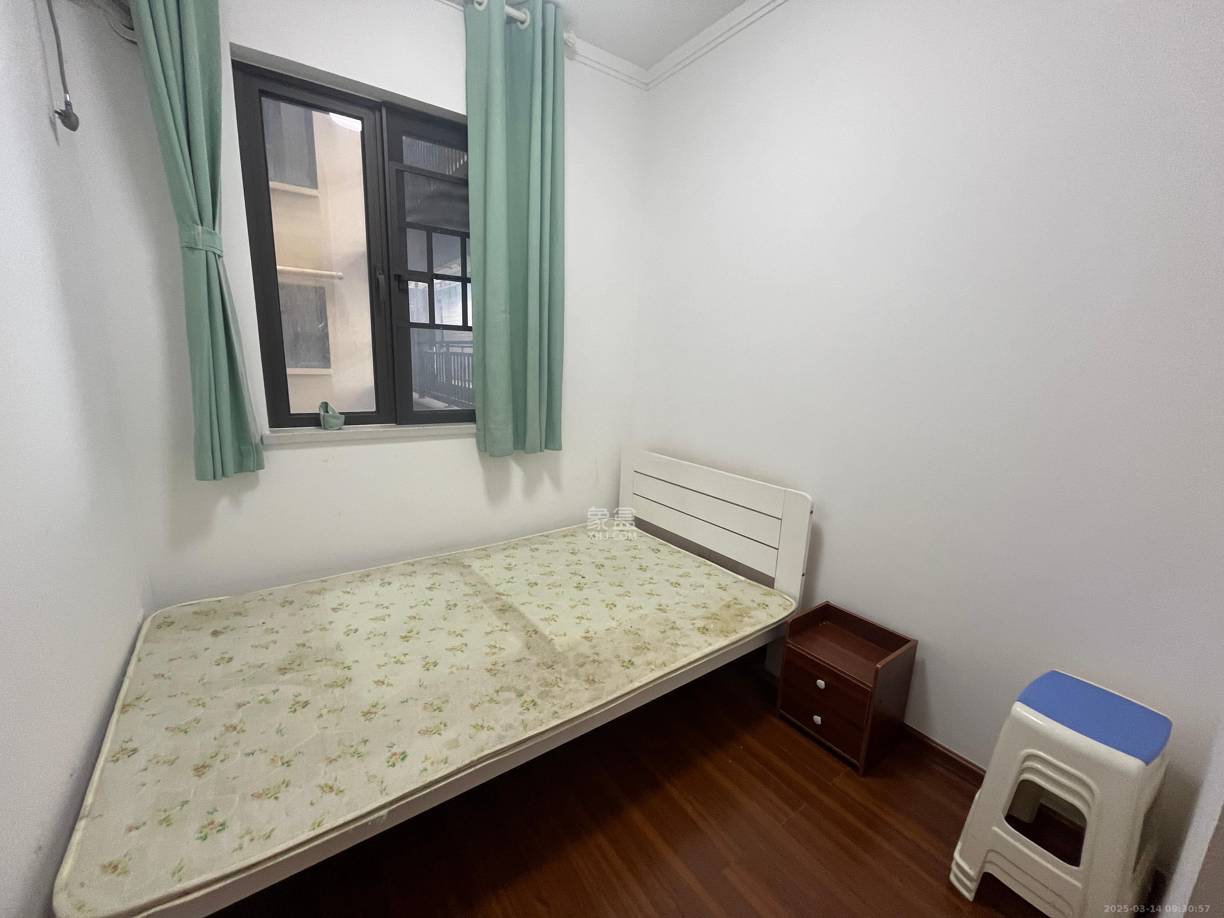 龙湖水晶郦城 3室2厅1卫 2800.0元/月 龙湖水晶郦城 3室2厅1卫 2800.0元/月室内图