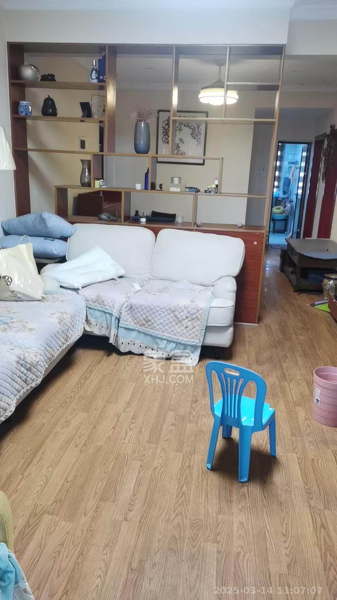 佳广楼 3室2厅2卫 2200.0元/月 佳广楼 3室2厅2卫 2200.0元/月室内图