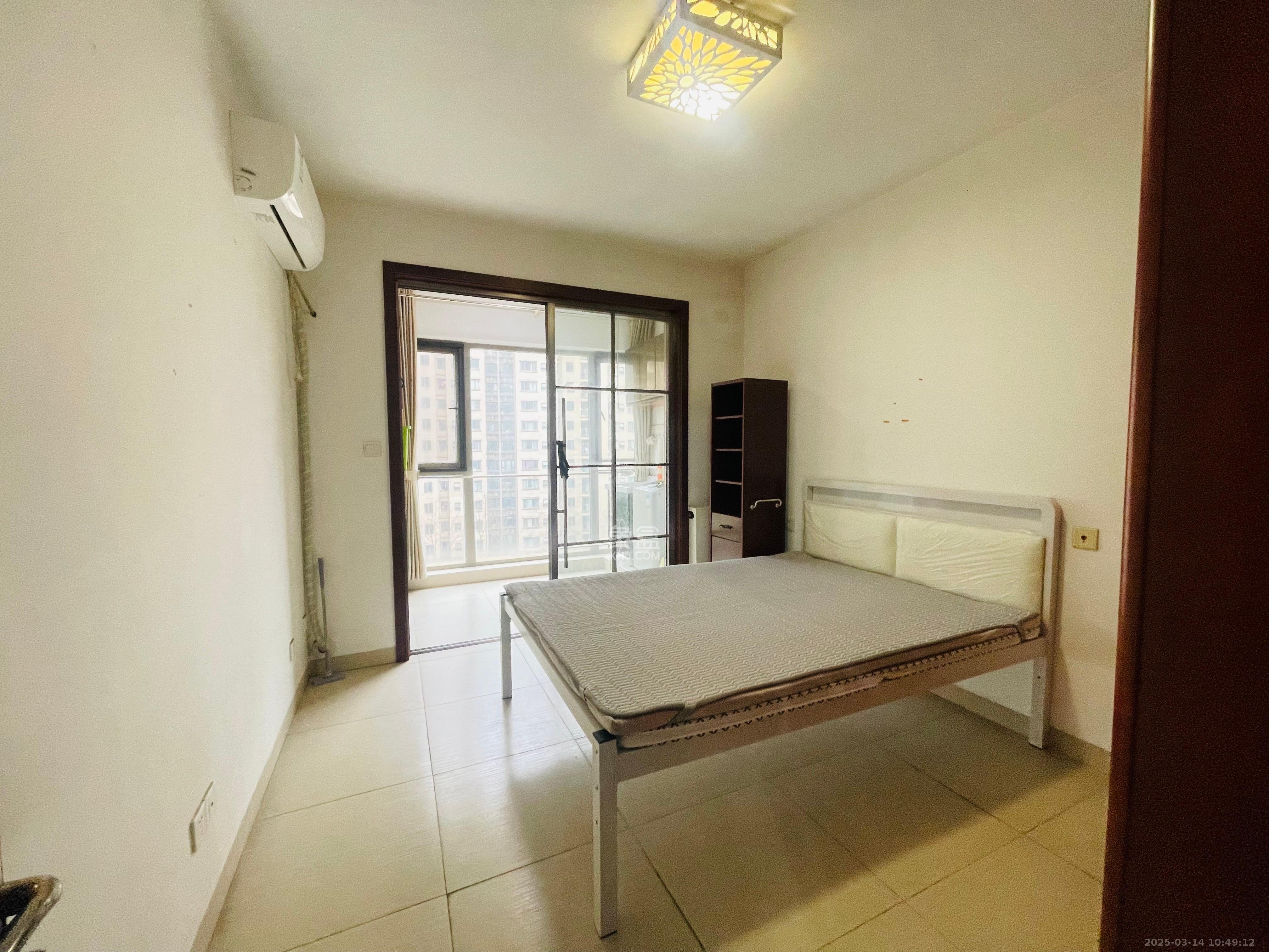 怡海星城 1室1厅1卫 1300.0元/月 怡海星城 1室1厅1卫 1300.0元/月室内图