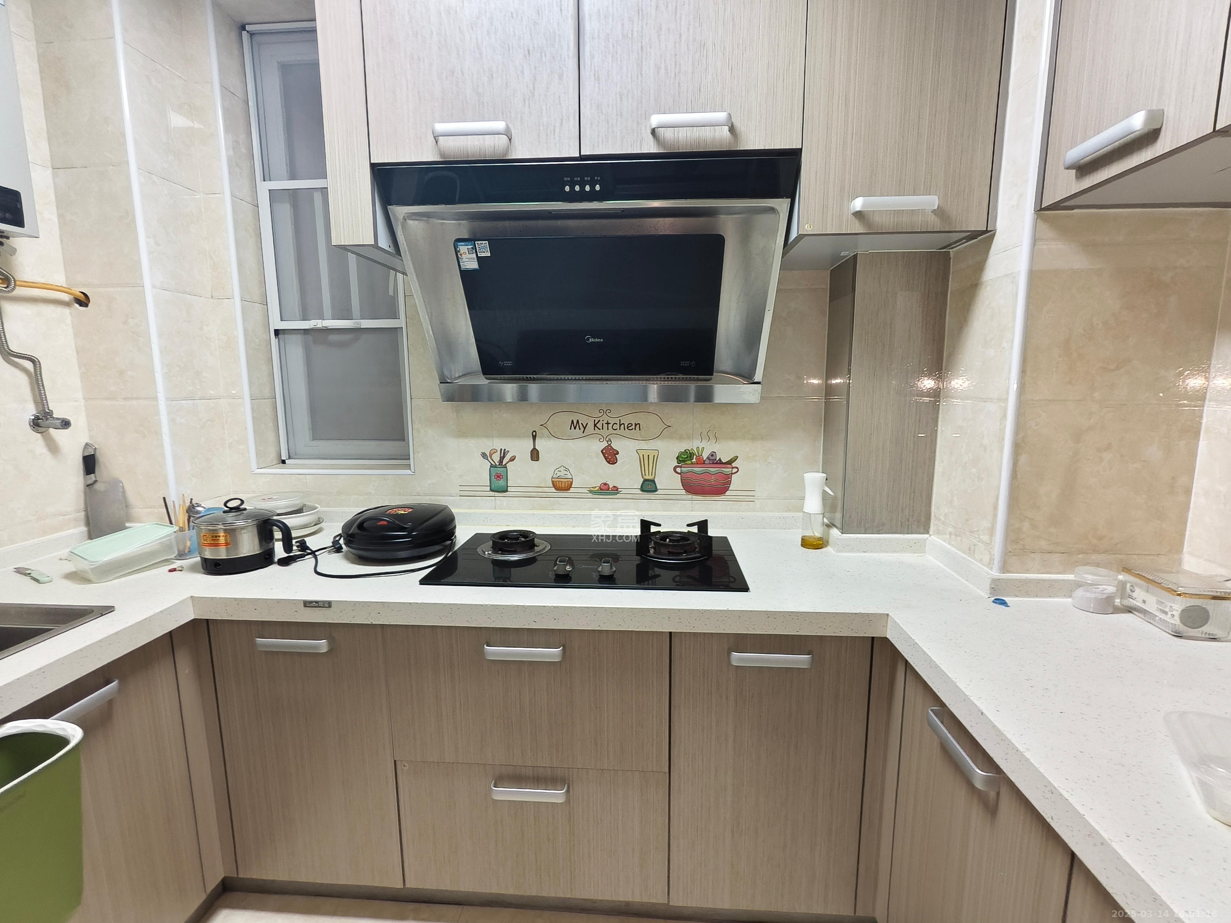 MOMA当代广场 3室2厅1卫 1800.0元/月 MOMA当代广场 3室2厅1卫 1800.0元/月室内图