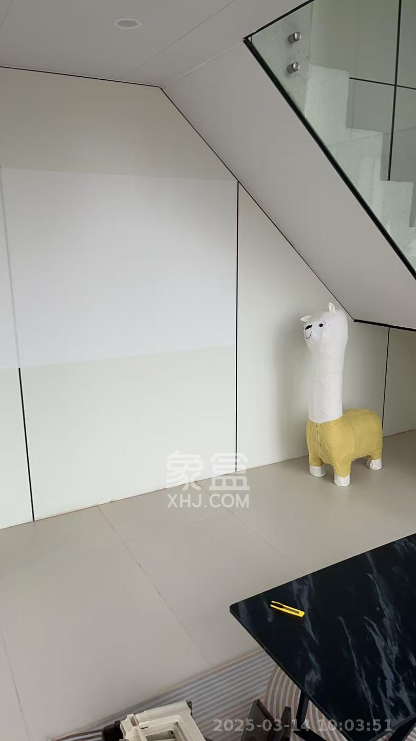 卓越伊景寓  1室1厅1卫   2200.00元/月室内图