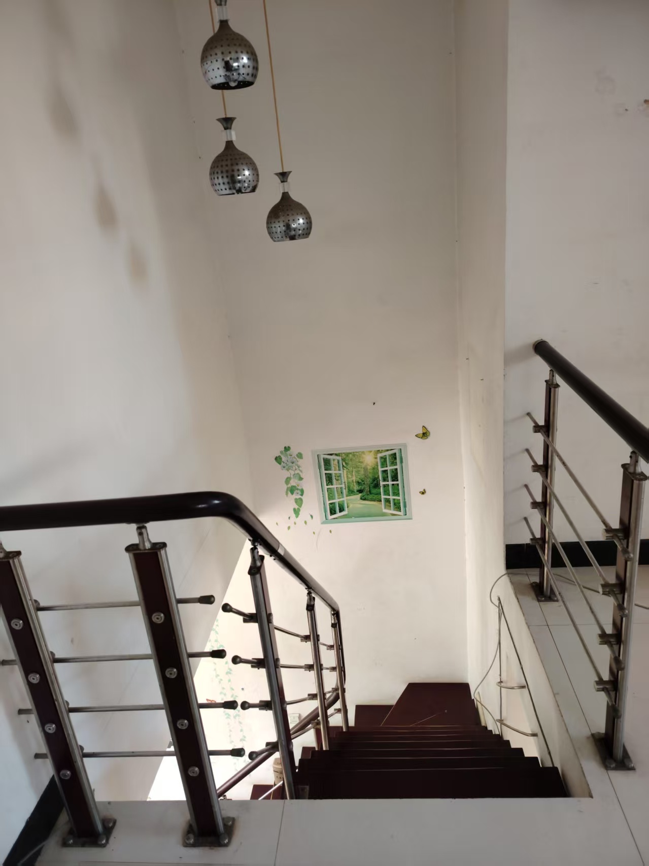 大汉巨龙家园  4室2厅2卫    49.8万客厅