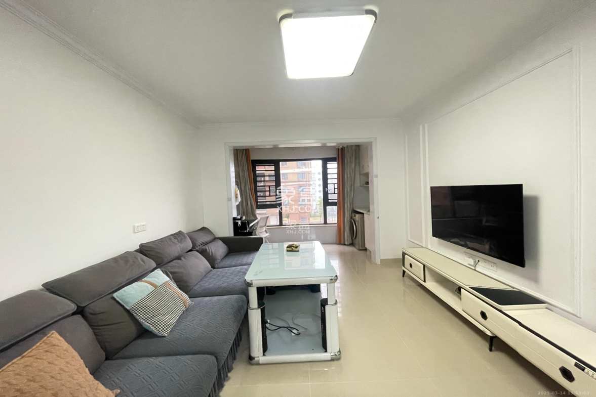 嘉雨兴园 2室1厅1卫 2600.0元/月 嘉雨兴园 2室1厅1卫 2600.0元/月室内图