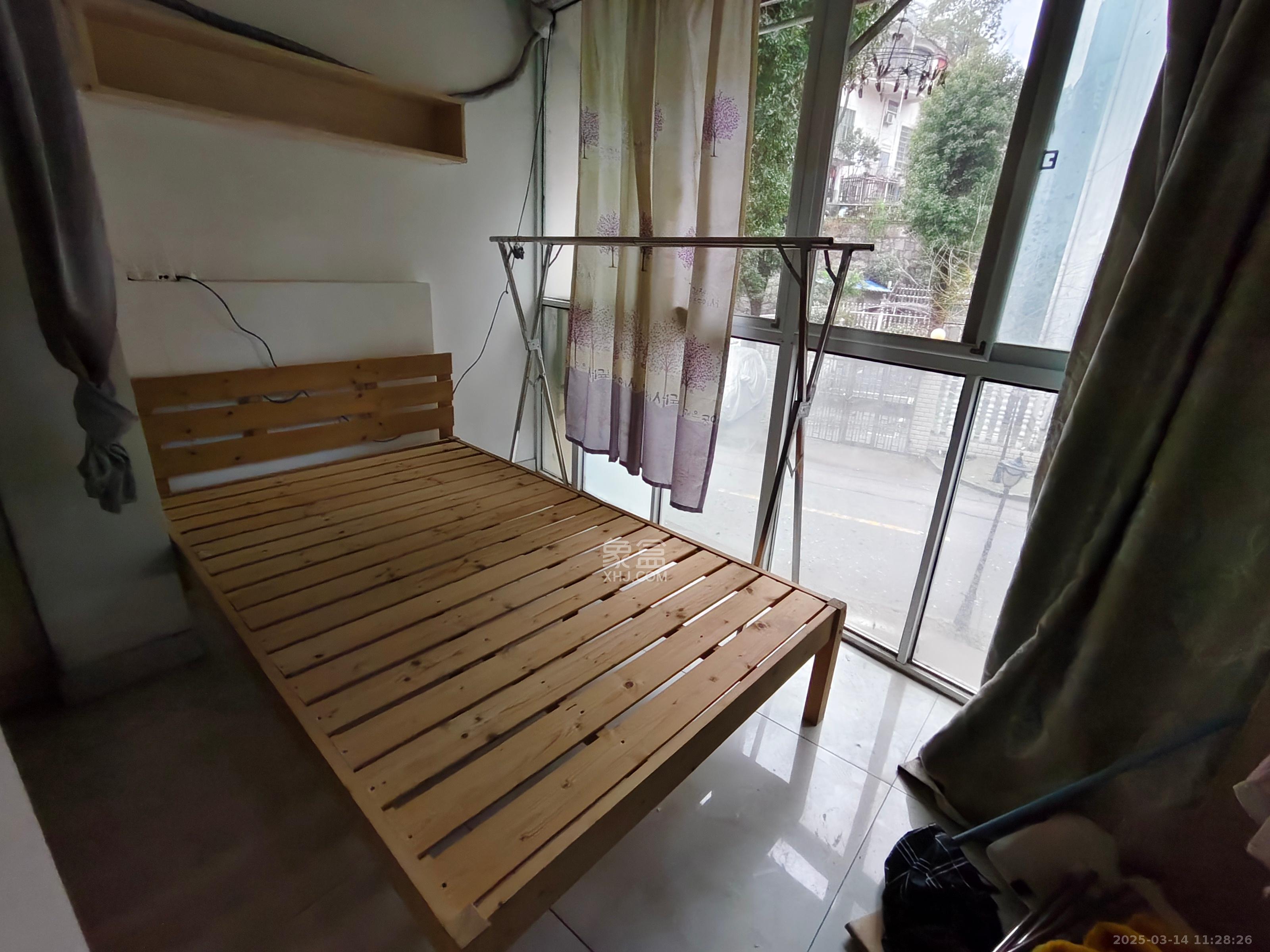 静园山庄  2室1厅1卫   1500.00元/月室内图