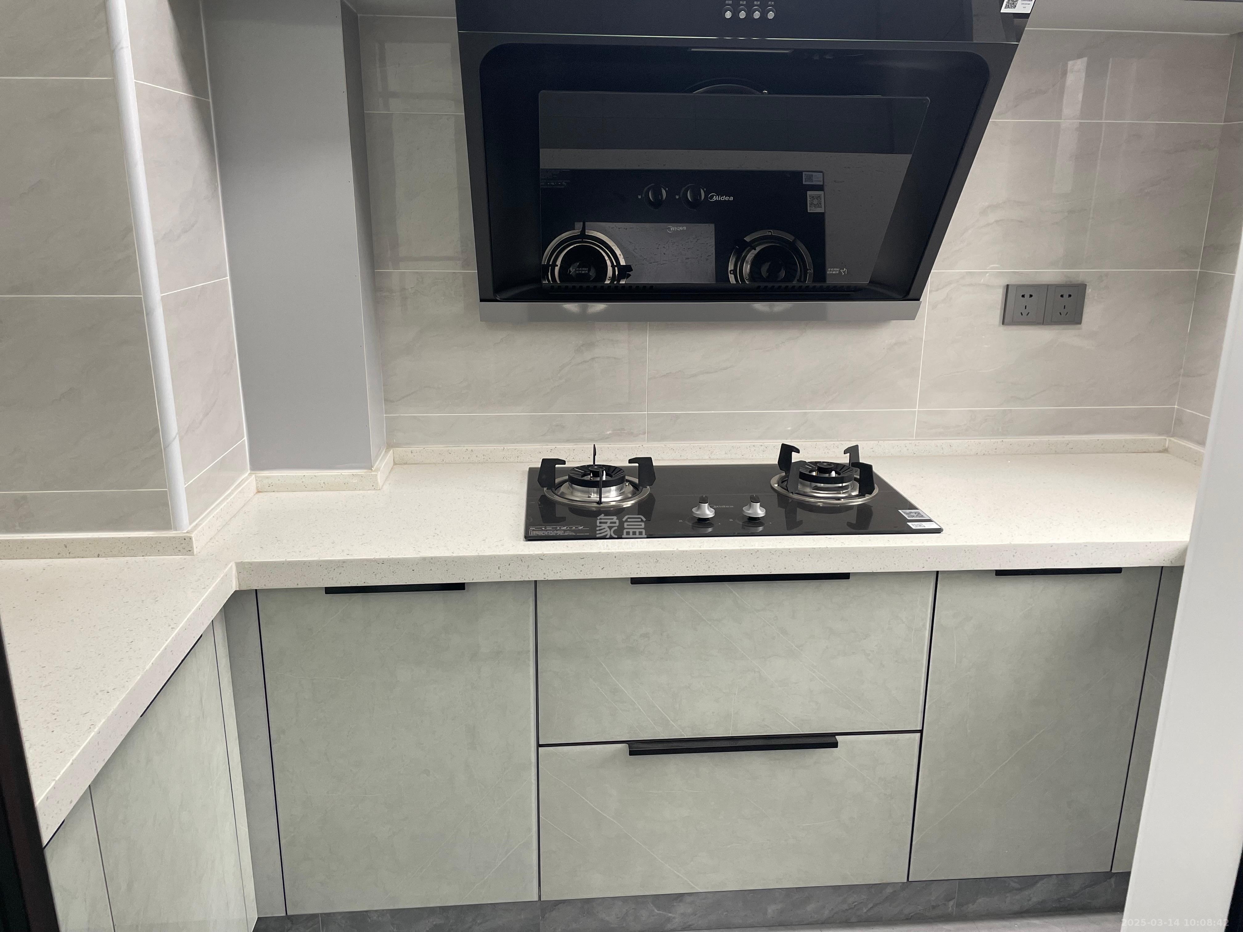 勤诚达境界城 4室2厅2卫 2600.0元/月 勤诚达境界城 4室2厅2卫 2600.0元/月室内图