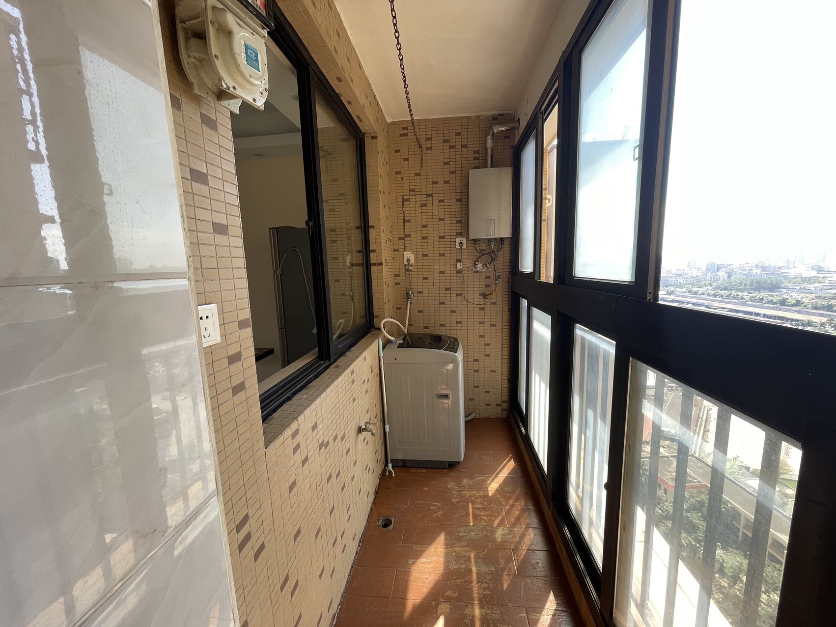 海秀花园 3室2厅2卫 168.0万 海秀花园 3室2厅2卫 168.0万室内图