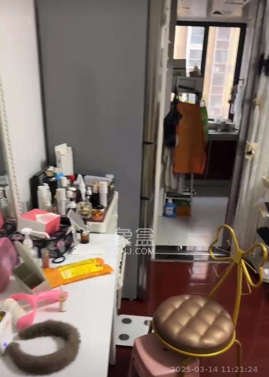 锦湘国际星城三期(锦绣苑) 1室1厅1卫 1800.0元/月 锦湘国际星城三期(锦绣苑) 1室1厅1卫 1800.0元/月室内图