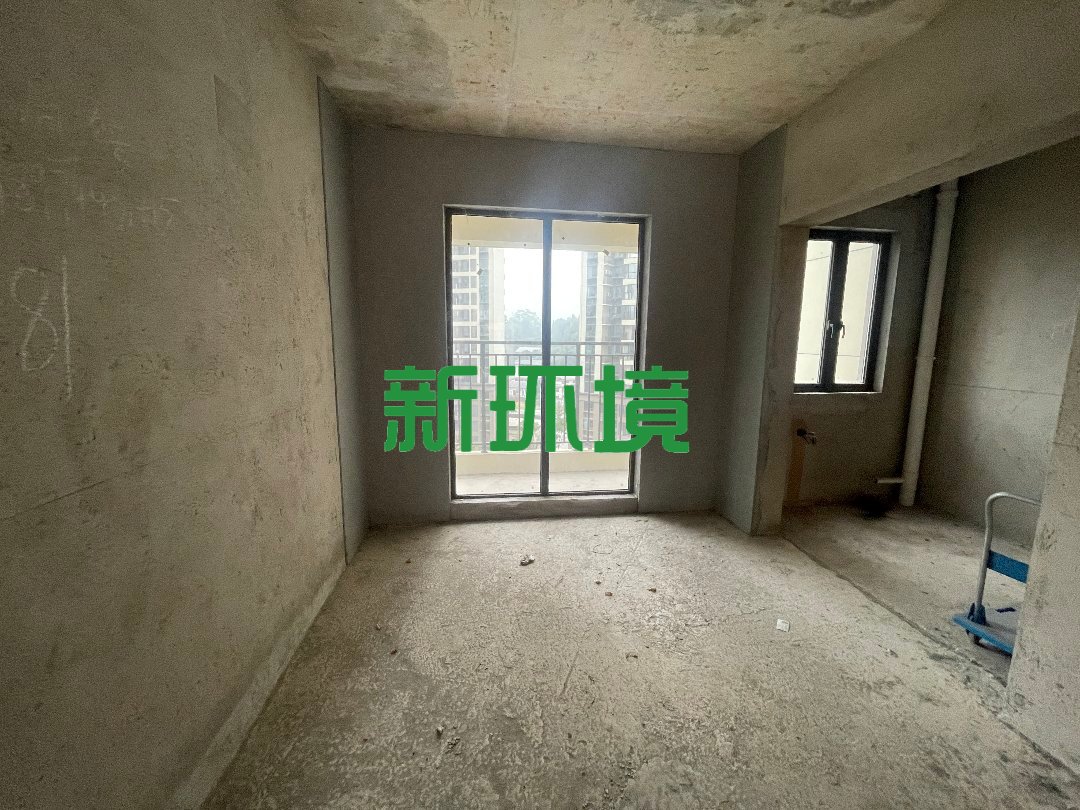 中建凤栖台  3室2厅1卫   41.00万客厅