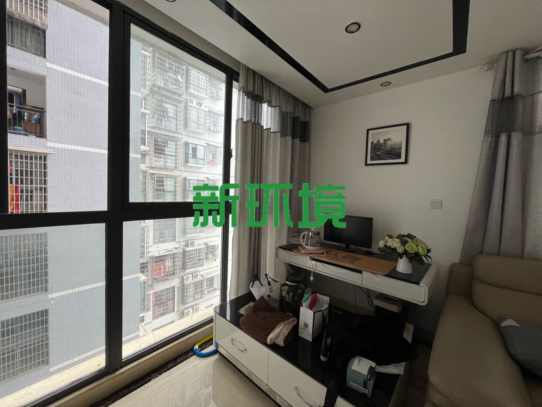 熙城春天  3室2厅1卫    53.0万 熙城春天  3室2厅1卫    53.0万客厅