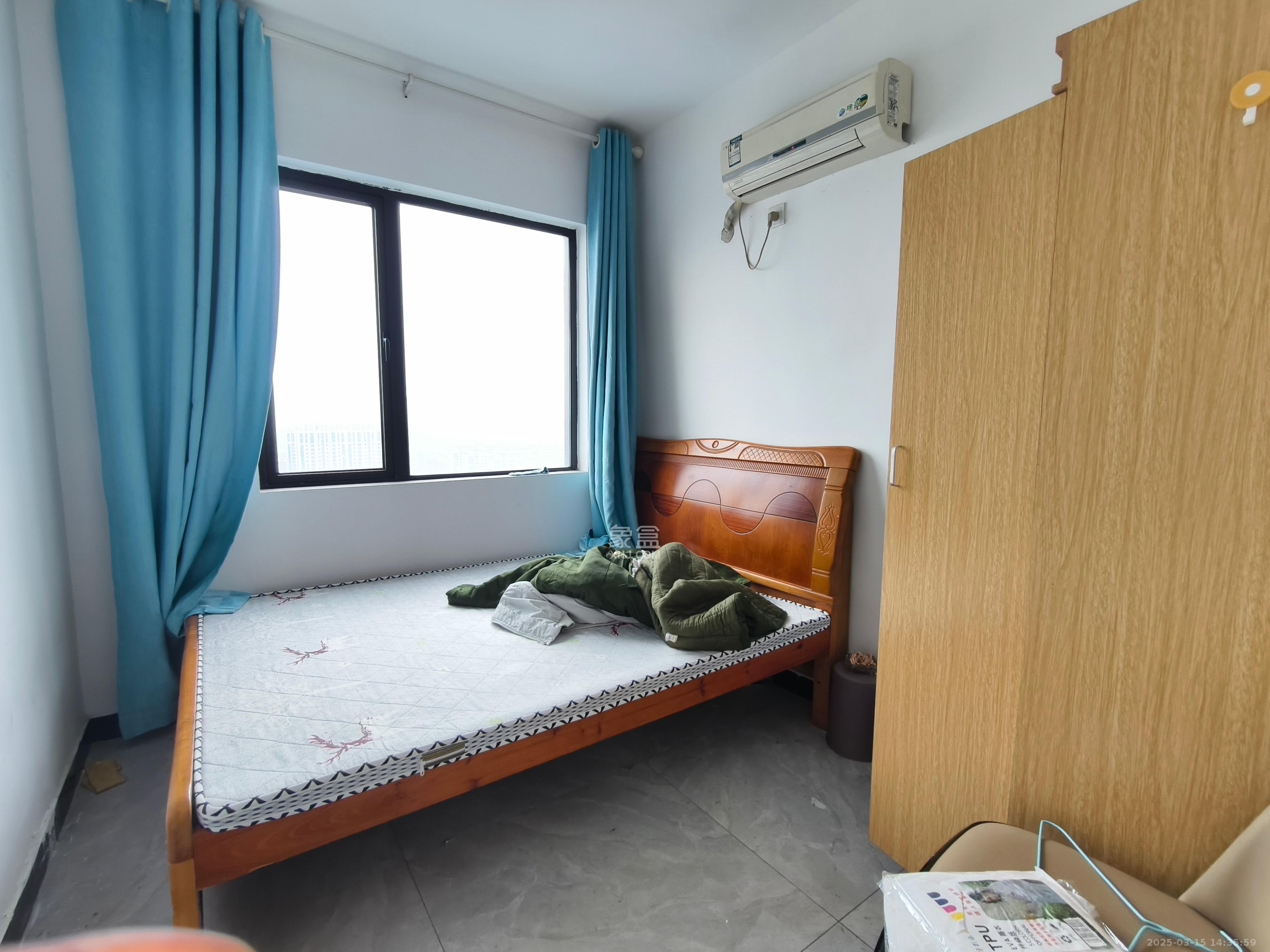 星湖湾二期高层 4室2厅2卫 3000.0元/月 星湖湾二期高层 4室2厅2卫 3000.0元/月室内图