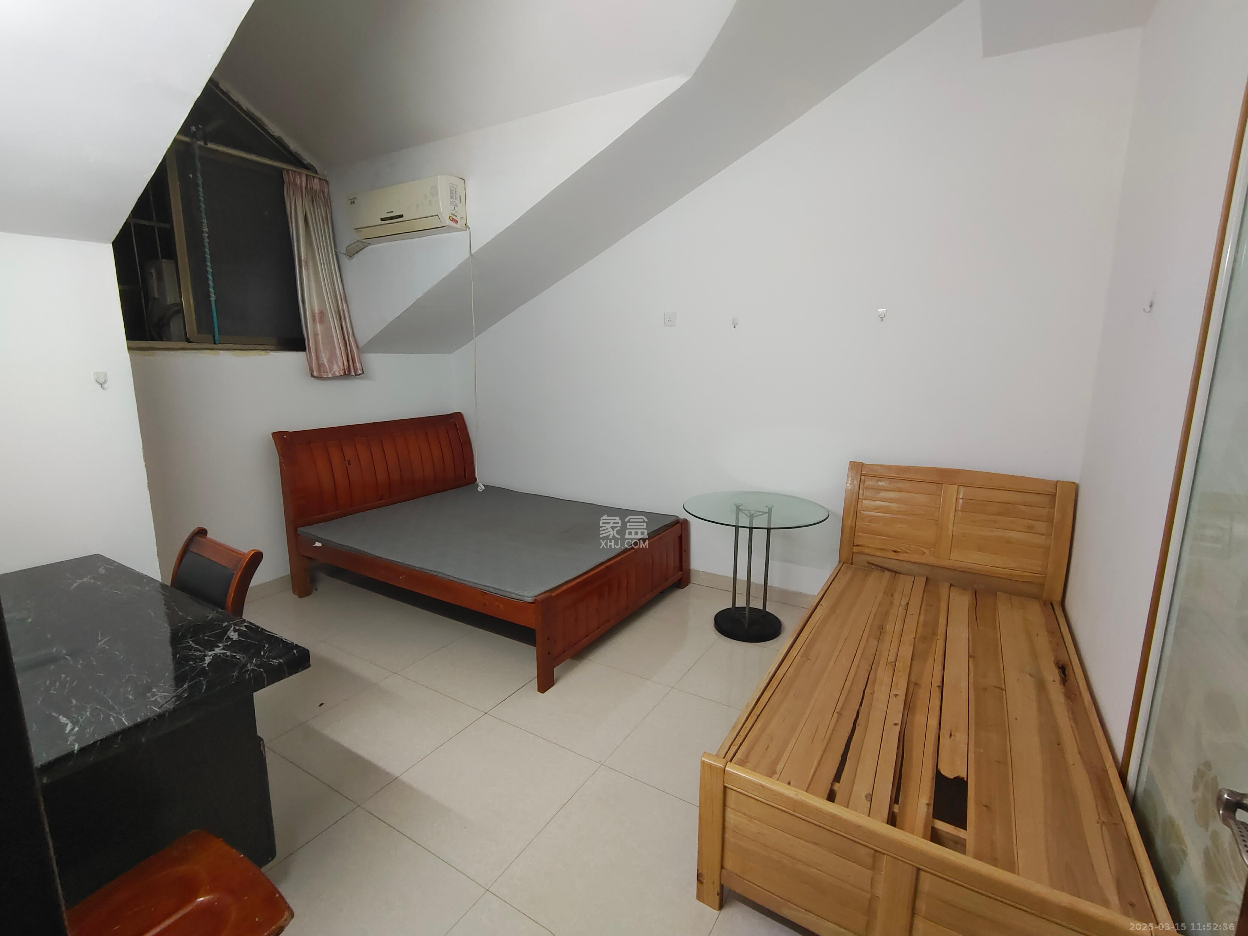 金石蓉园 1室1厅1卫 1000.0元/月 金石蓉园 1室1厅1卫 1000.0元/月室内图