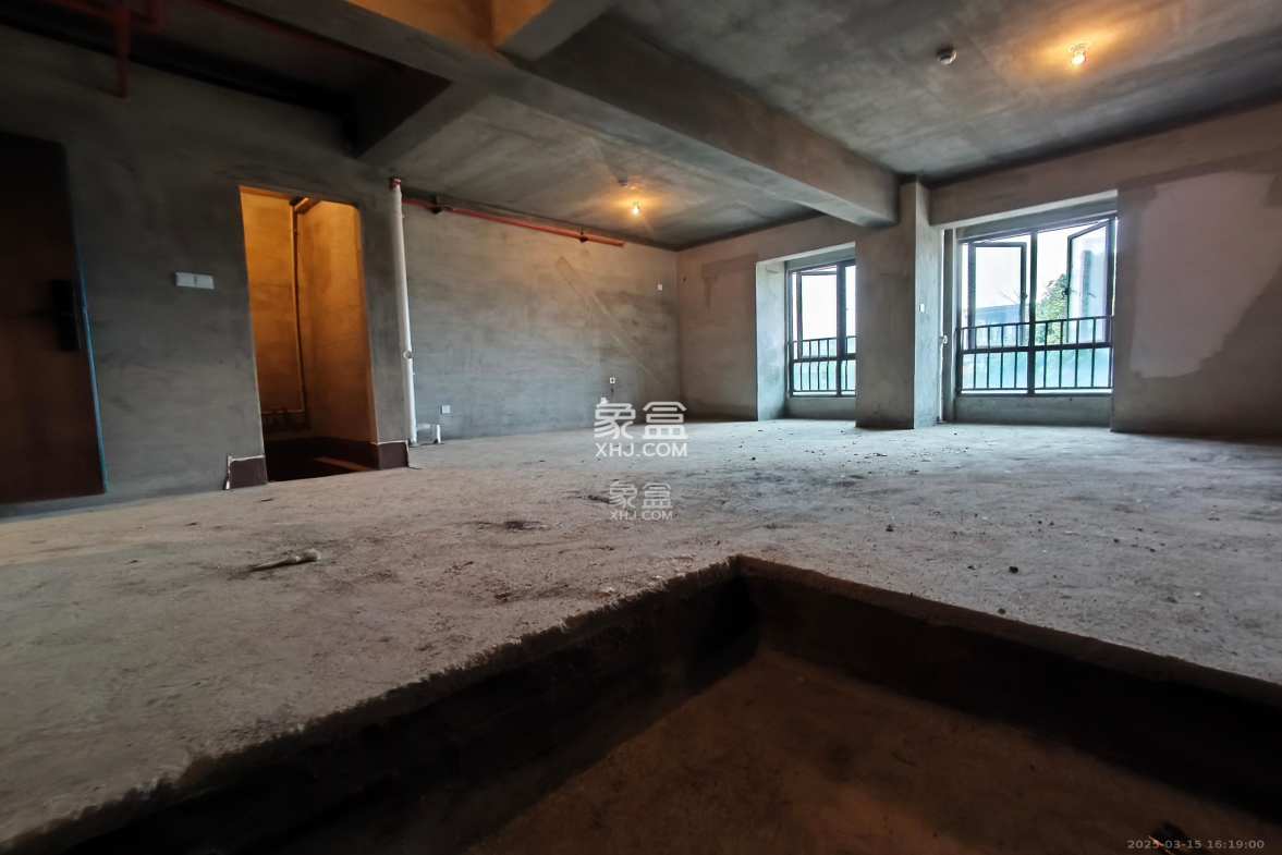 鑫远紫樾香山二期 2室2厅1卫 2200.0元/月 鑫远紫樾香山二期 2室2厅1卫 2200.0元/月室内图