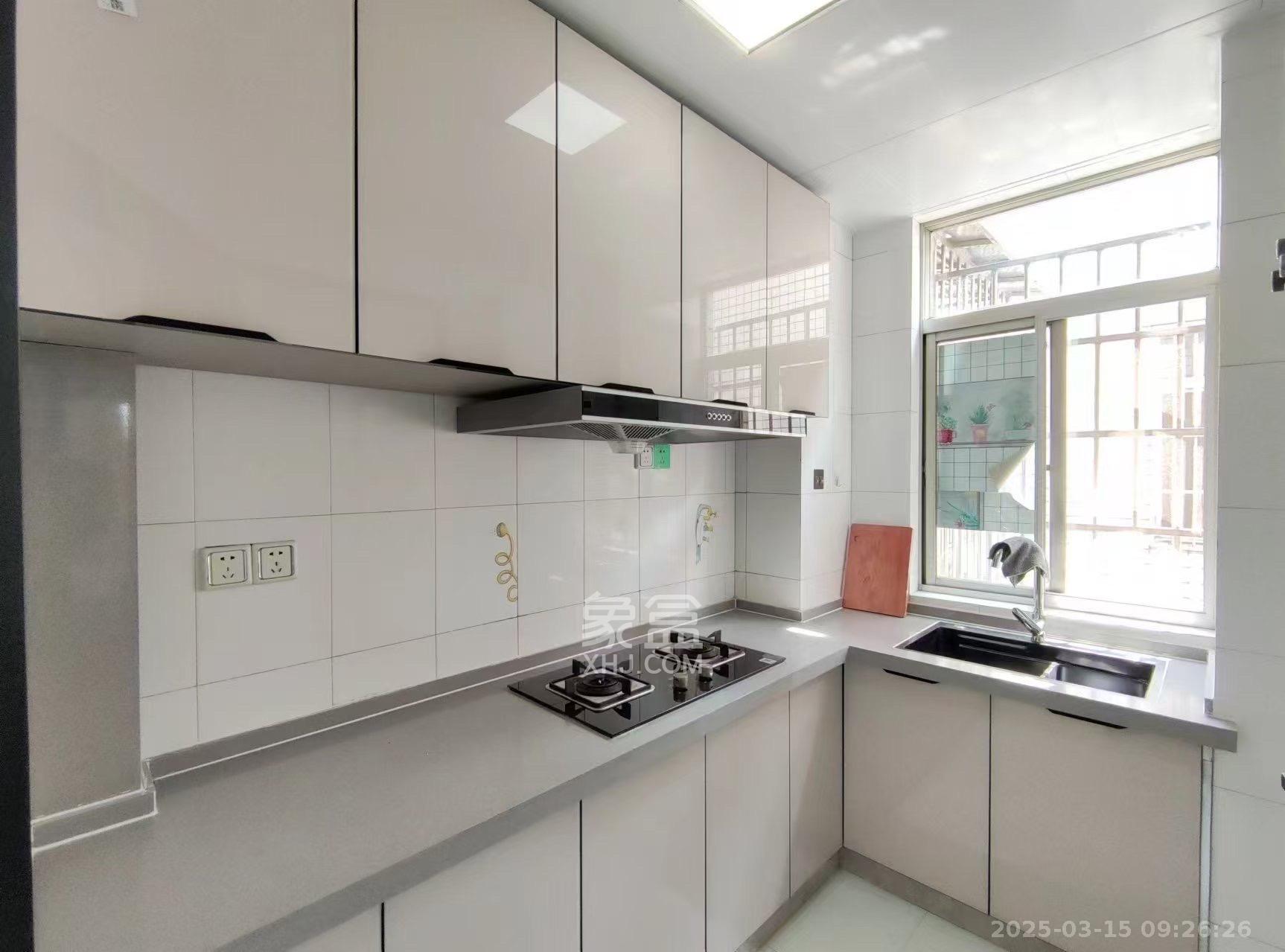 东方新世界 2室1厅1卫 2500.0元/月 东方新世界 2室1厅1卫 2500.0元/月室内图