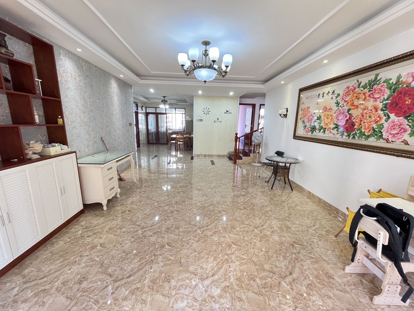 滨江帝景二期(三期) 4室2厅2卫 3800.0元/月 滨江帝景二期(三期) 4室2厅2卫 3800.0元/月室内图