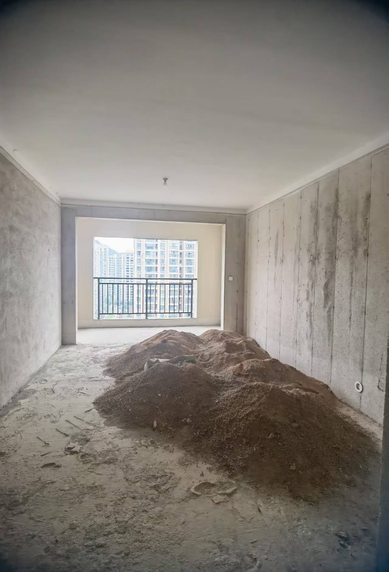 荣盛花语书院  3室2厅2卫   70.00万室内图