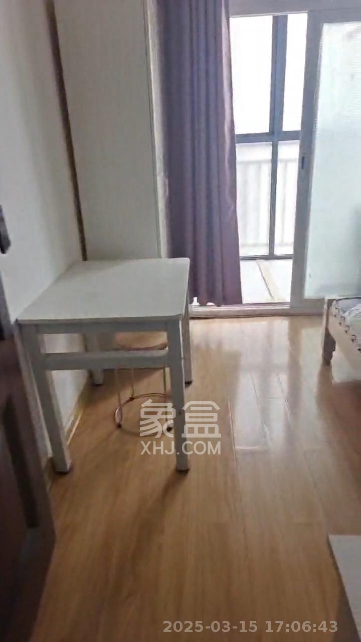 金鼎公园尚 1室2厅2卫 1000.0元/月 金鼎公园尚 1室2厅2卫 1000.0元/月室内图