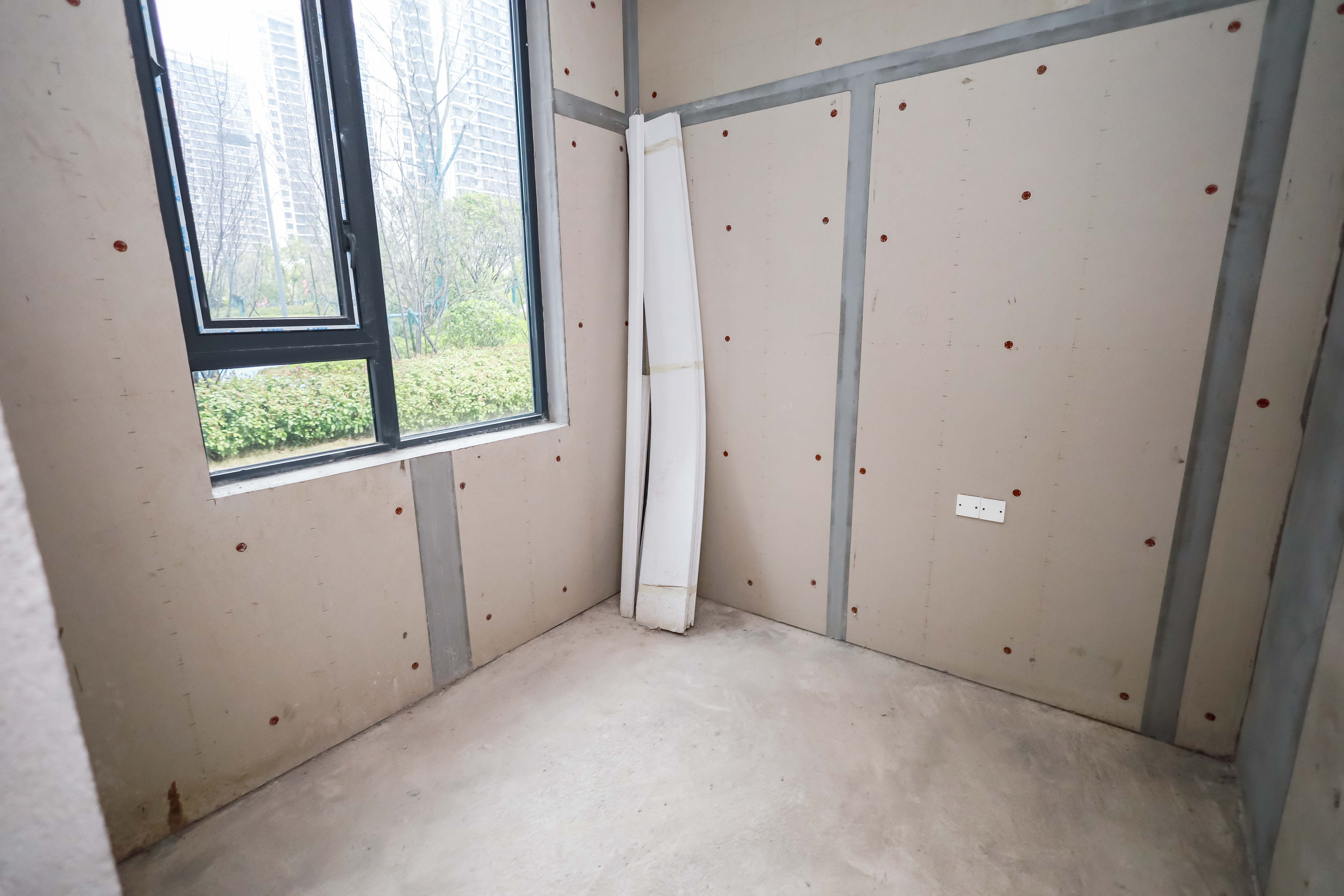 保利恒伟时光印象  3室2厅2卫   103.80万卧室