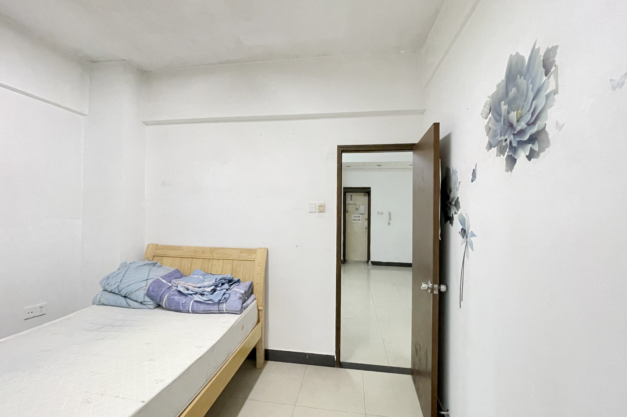 汇源大厦 2室2厅1卫 95.0万 汇源大厦 2室2厅1卫 95.0万卧室