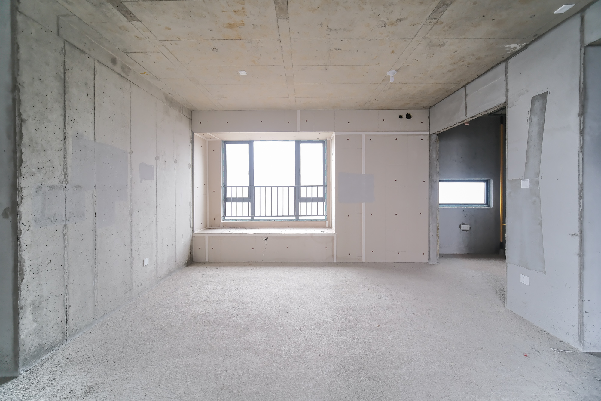 和顺府  4室2厅1卫    135.0万 和顺府  4室2厅1卫    135.0万客厅